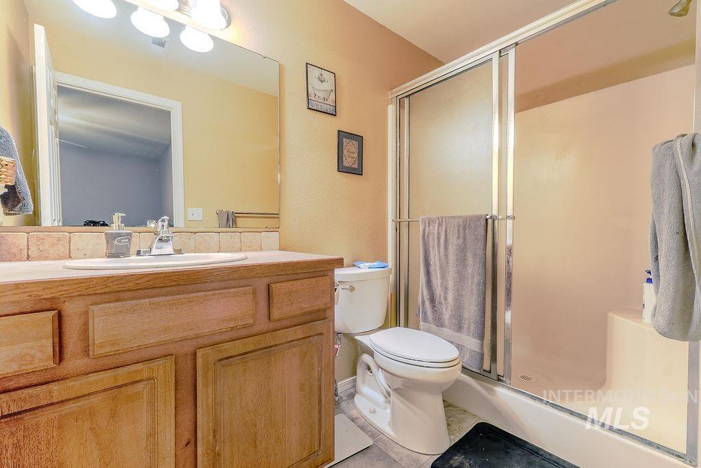 1509 N Elm Property Photo 15