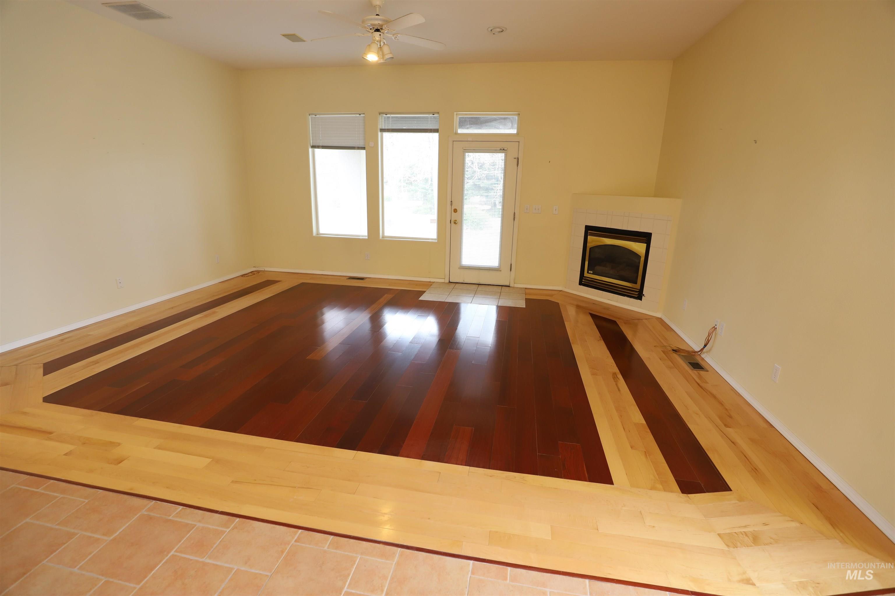 1368 Stoneybrook Circle Property Photo 4