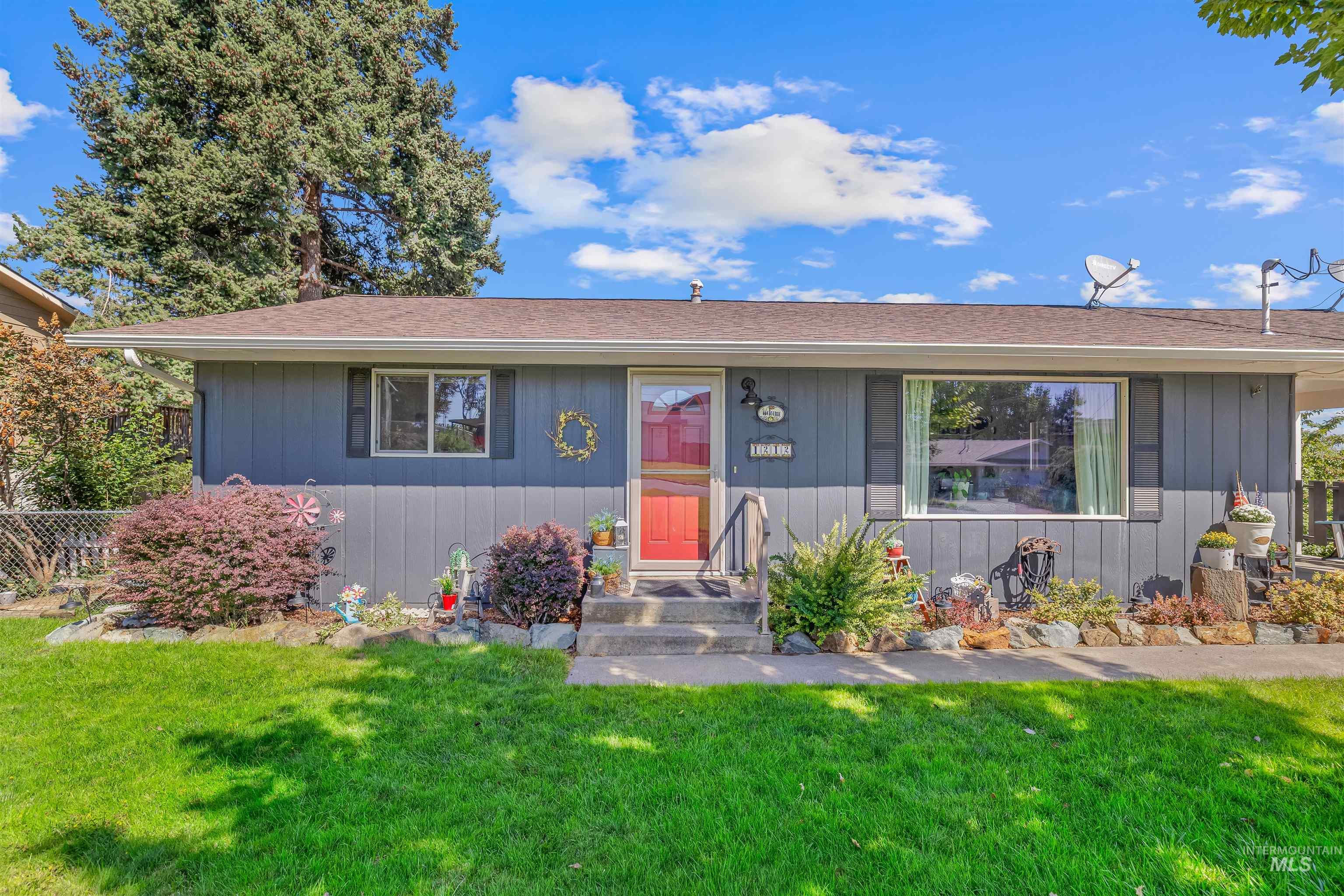 1212 21st Avenue Property Photo 5