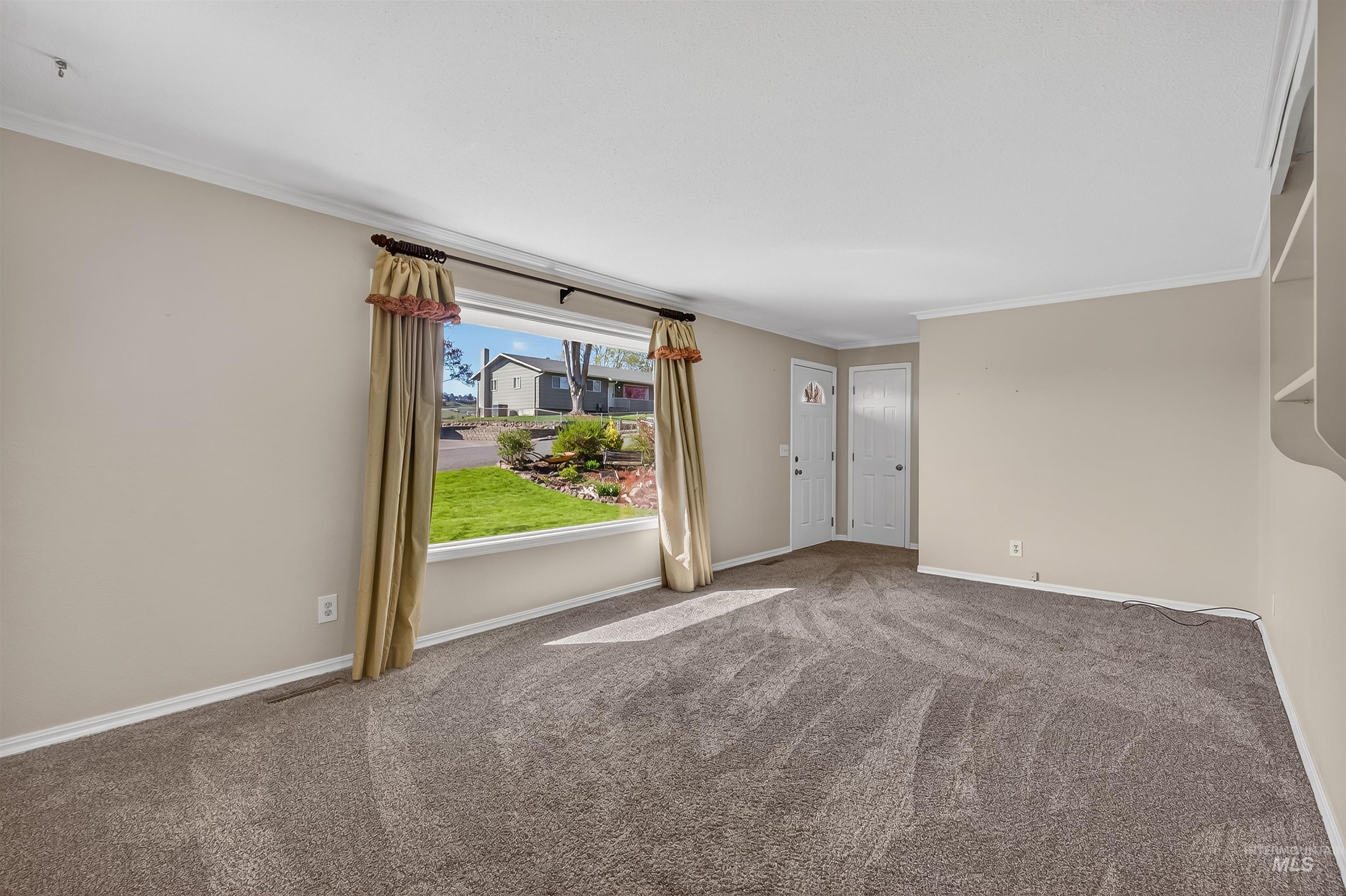 1212 21st Avenue Property Photo 8