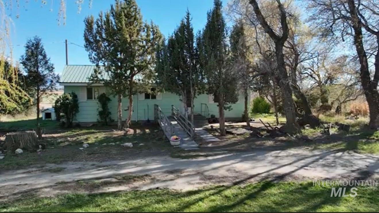 300 W 550 A South Property Photo 1