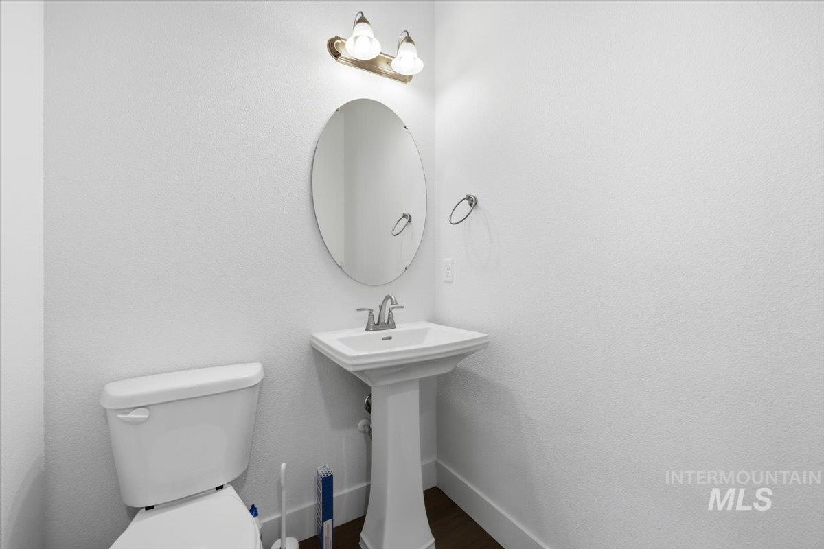 148 Homesteaders St. Property Photo 7