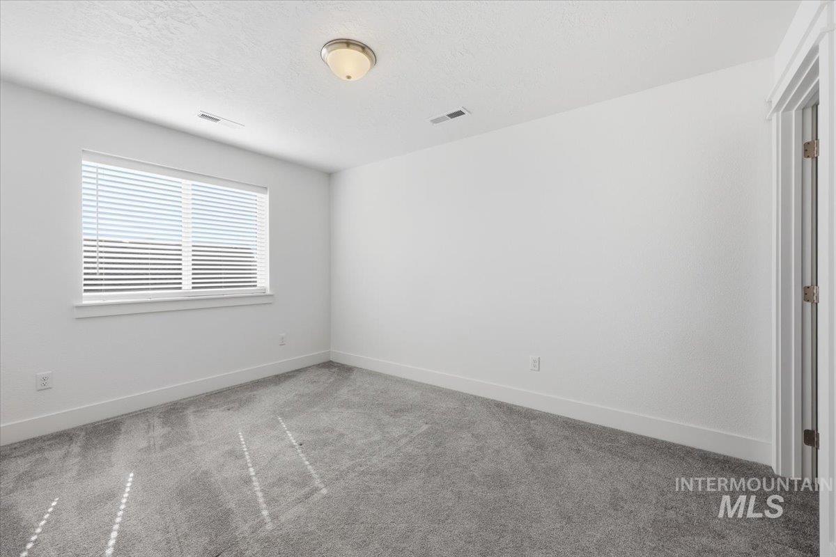 148 Homesteaders St. Property Photo 34