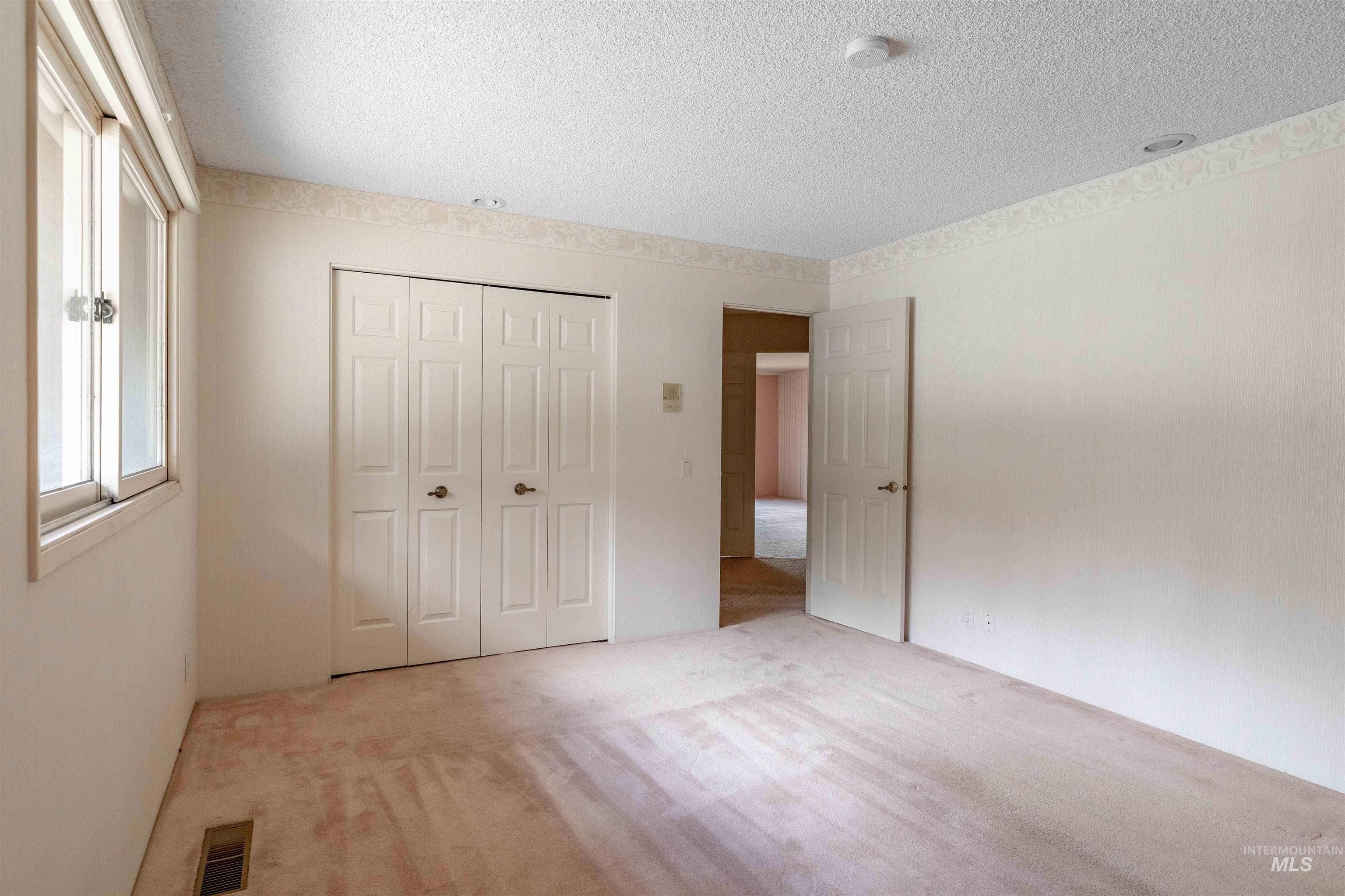 1050 Paradise Ridge Rd Property Photo 21