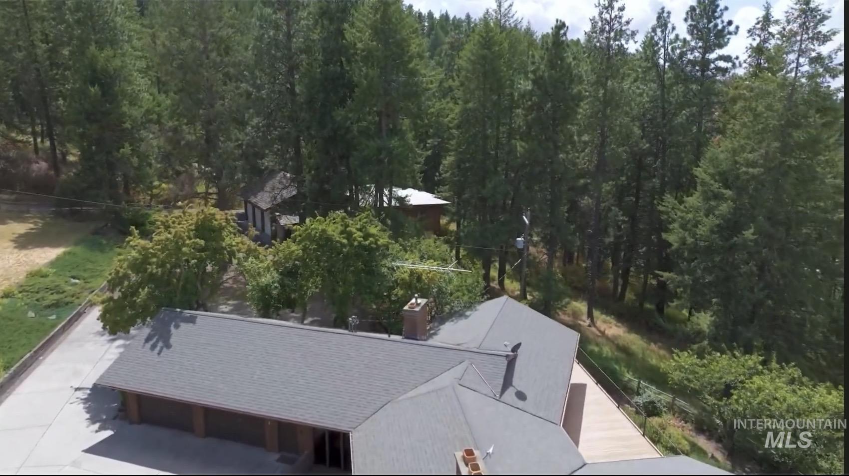 1050 Paradise Ridge Rd Property Photo 45