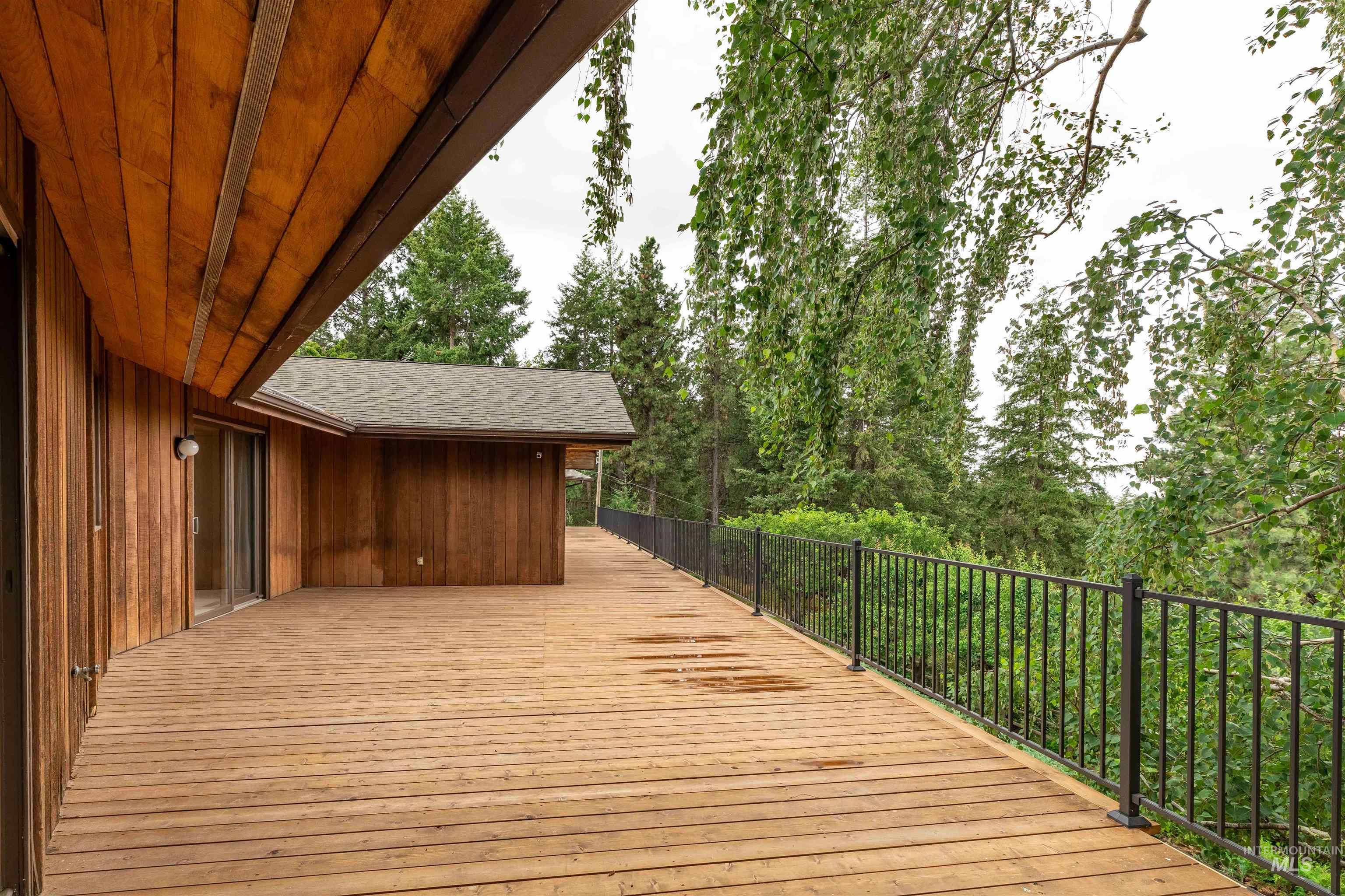 1050 Paradise Ridge Rd Property Photo 48