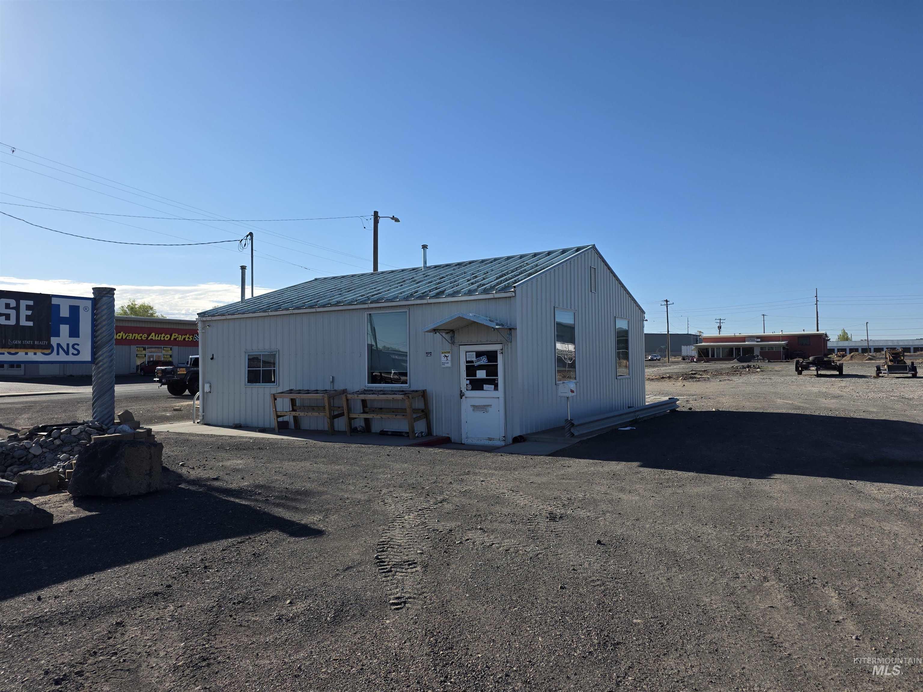 1790 Kimberly Road Property Photo 1