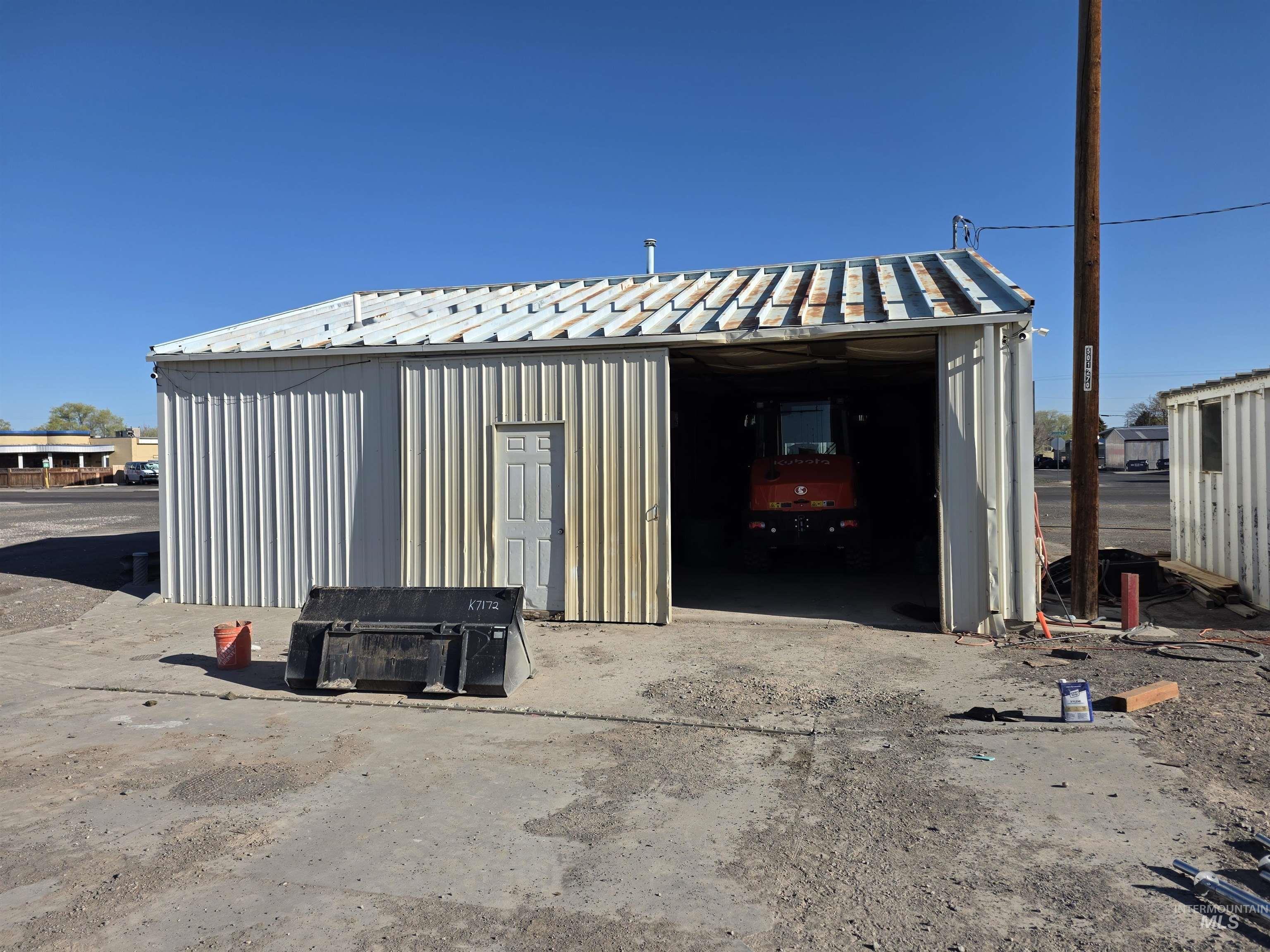 1790 Kimberly Road Property Photo 4