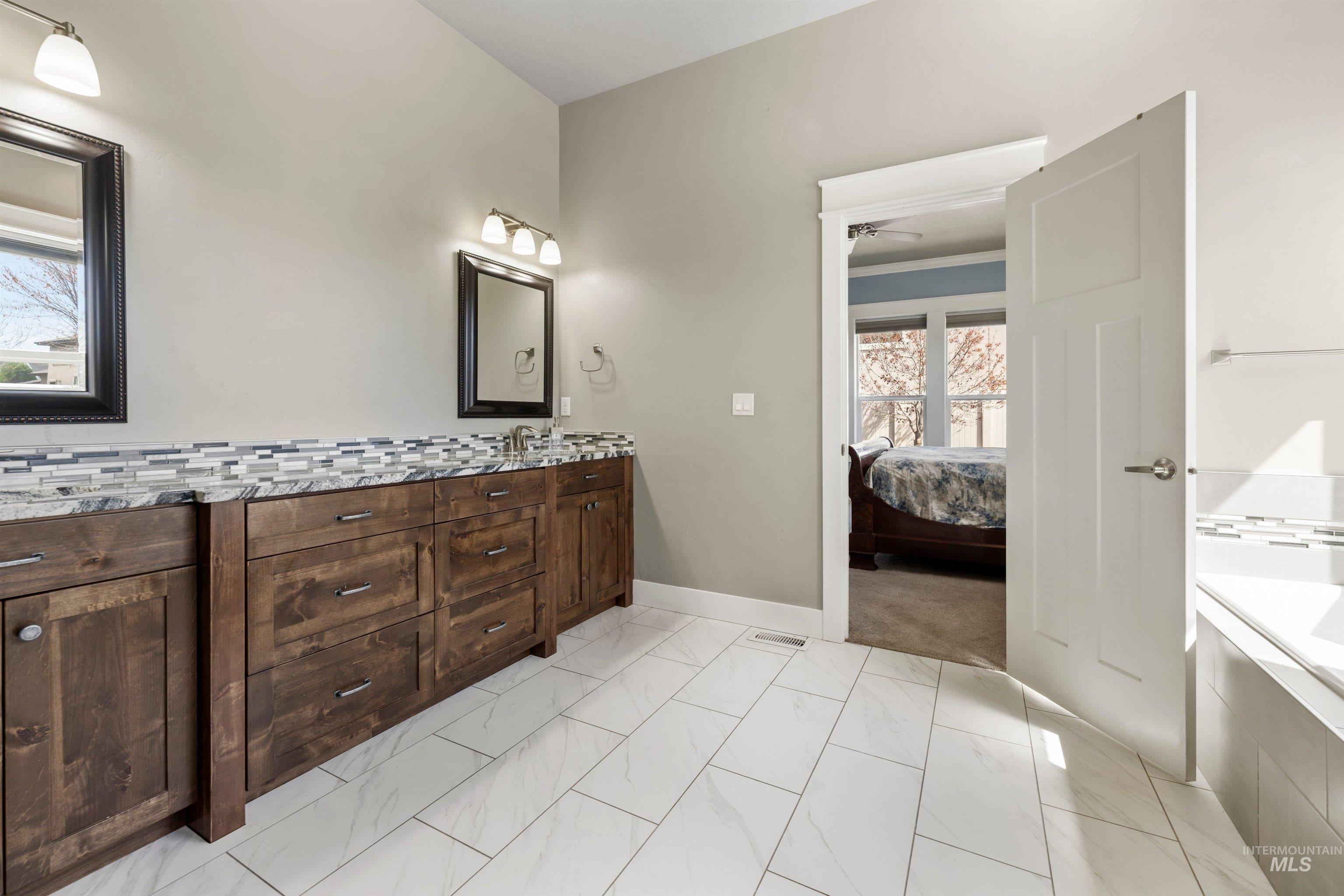 1360 N Bowknot Lake Way Property Photo 26