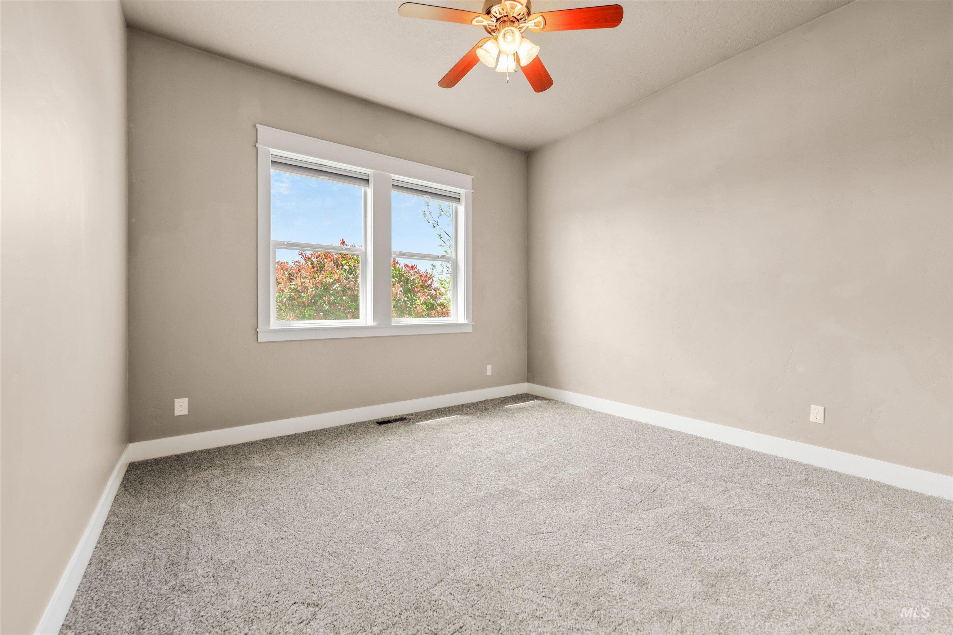 1360 N Bowknot Lake Way Property Photo 32