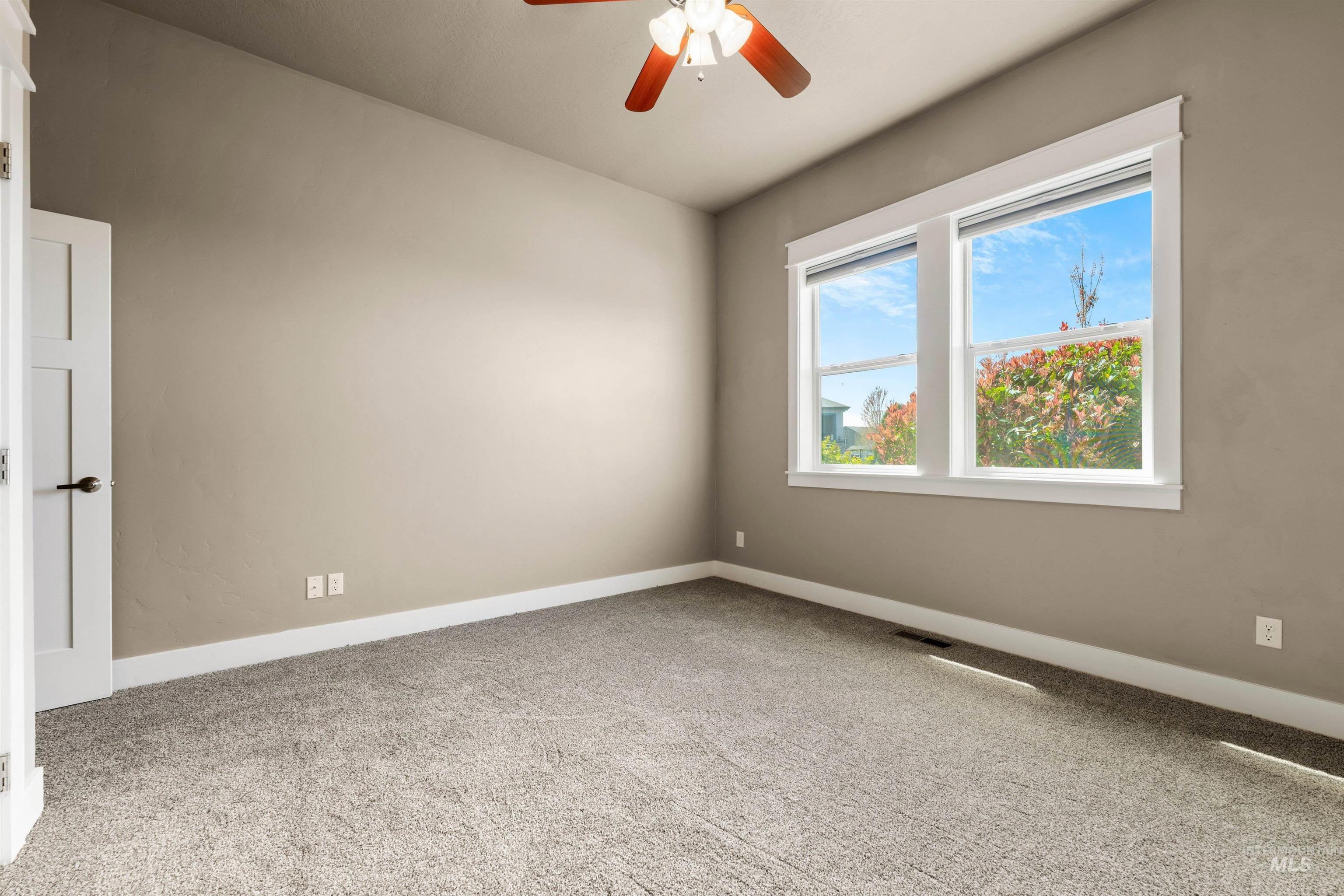 1360 N Bowknot Lake Way Property Photo 33