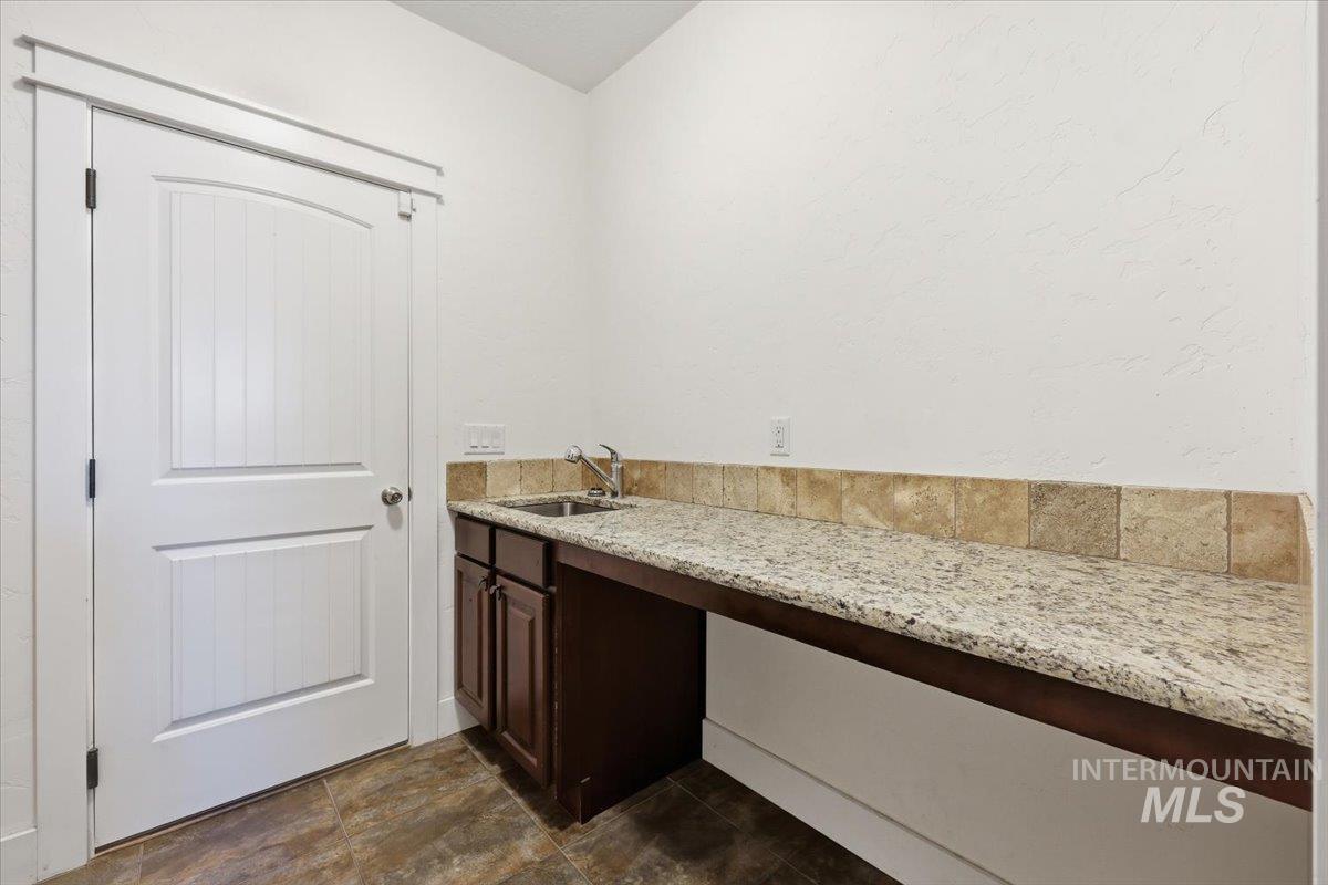 1406 W Crystal Falls Ave Property Photo 42