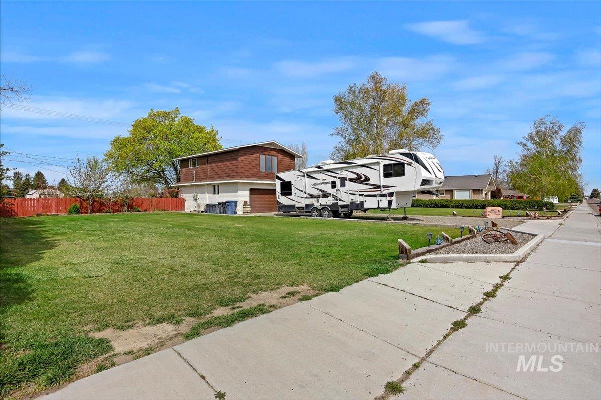 1301 A Street Property Photo 3