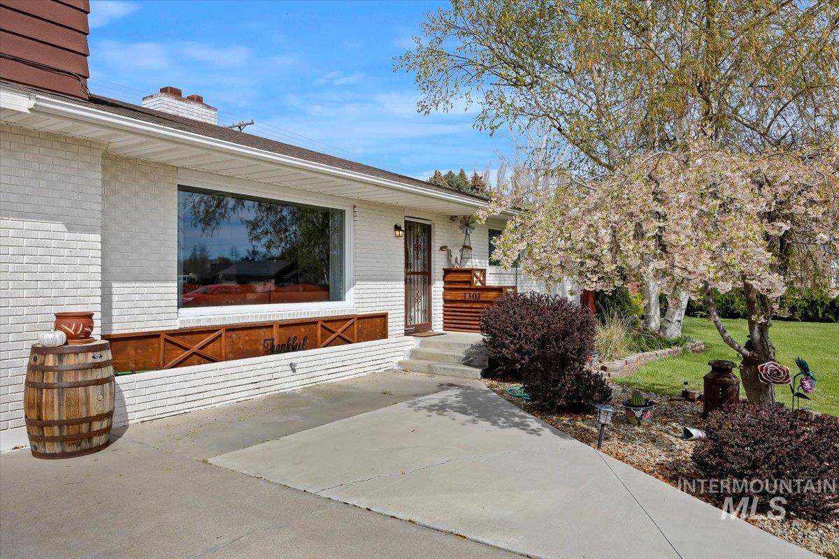 1301 A Street Property Photo 4