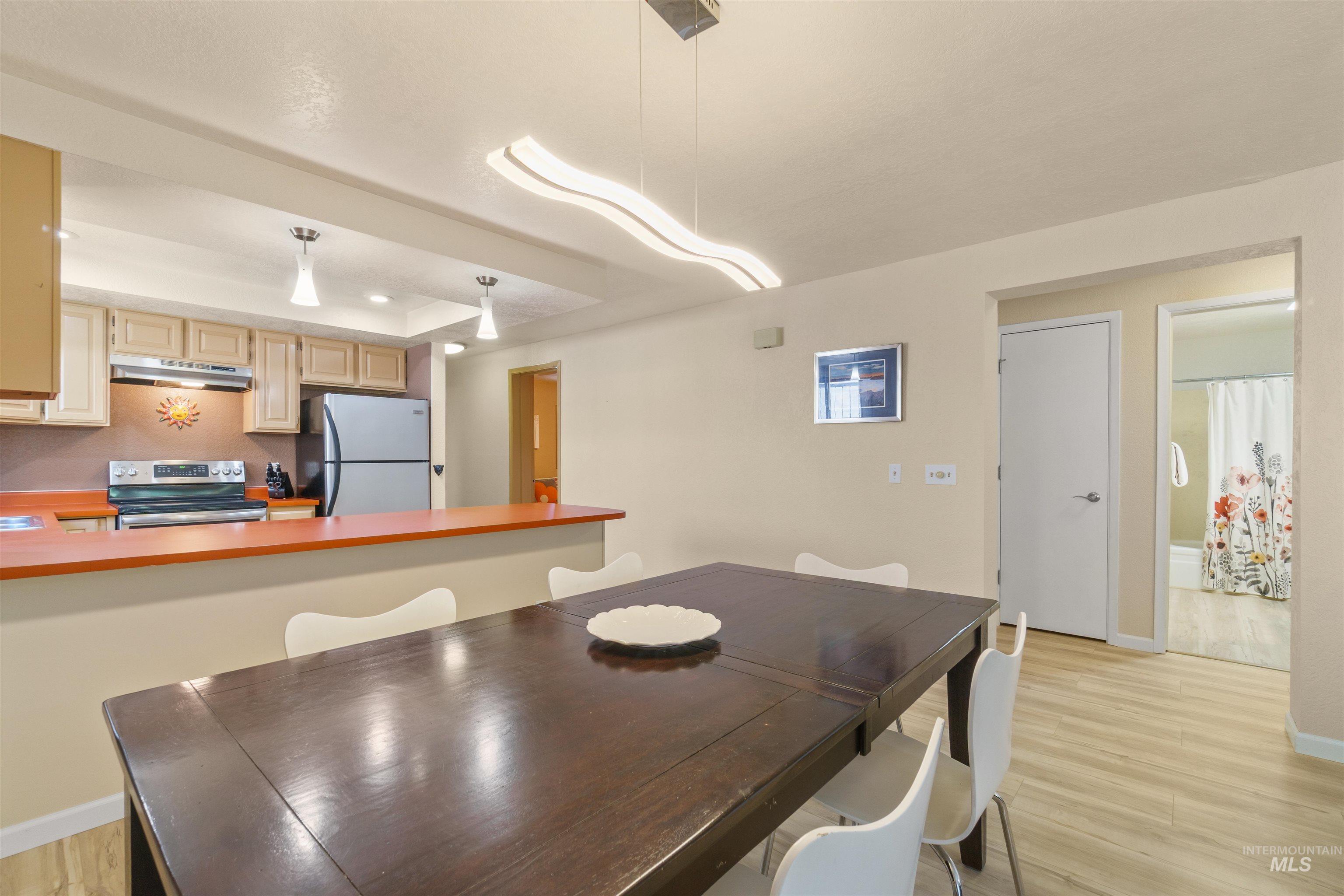 1640 Davis Avenue Property Photo 13