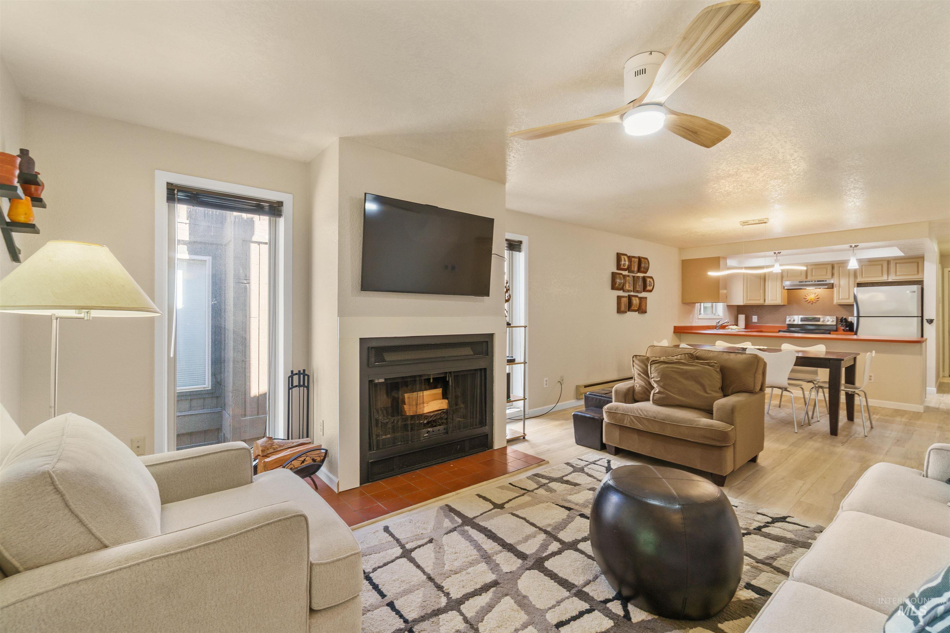 1640 Davis Avenue Property Photo 17