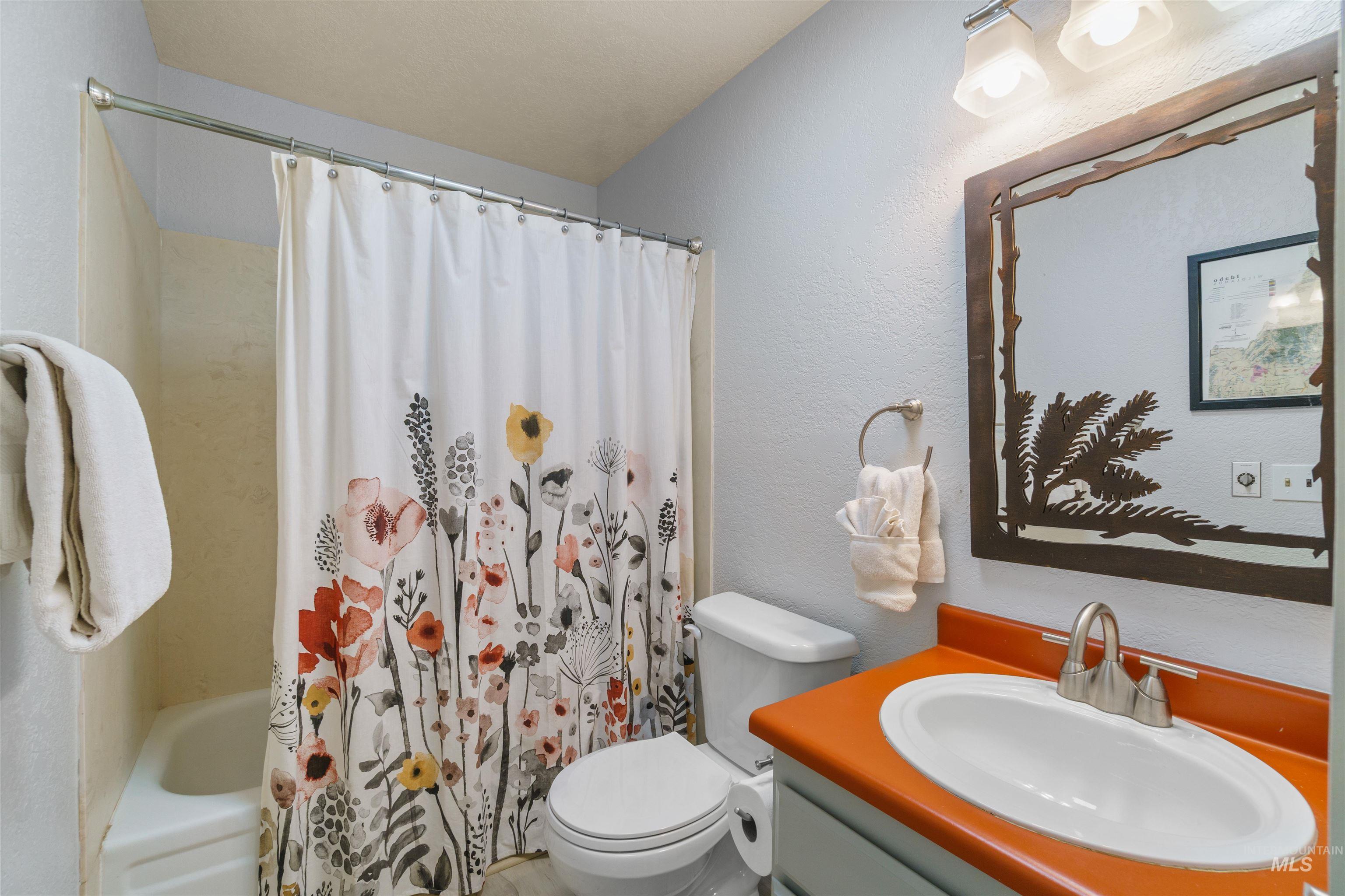 1640 Davis Avenue Property Photo 24