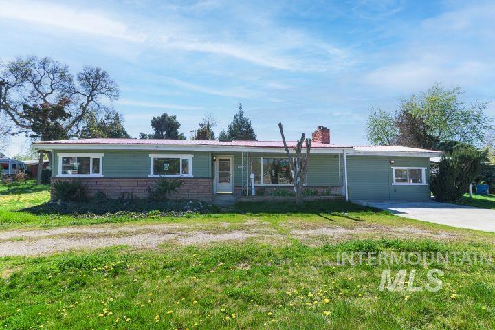 2003 N Cole Rd. Property Photo 1