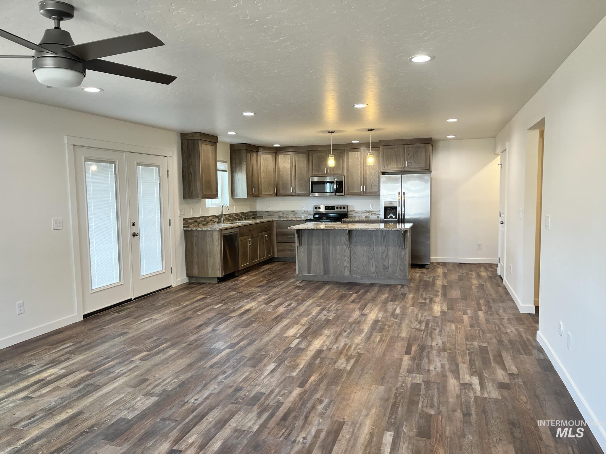 1119 10th Ave So. Property Photo 5