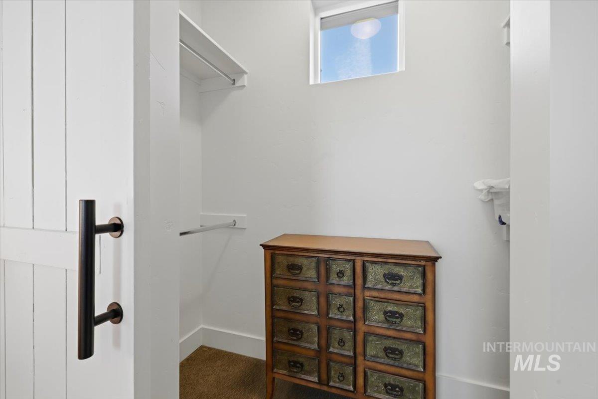 6170 W Ina Drive Property Photo 15