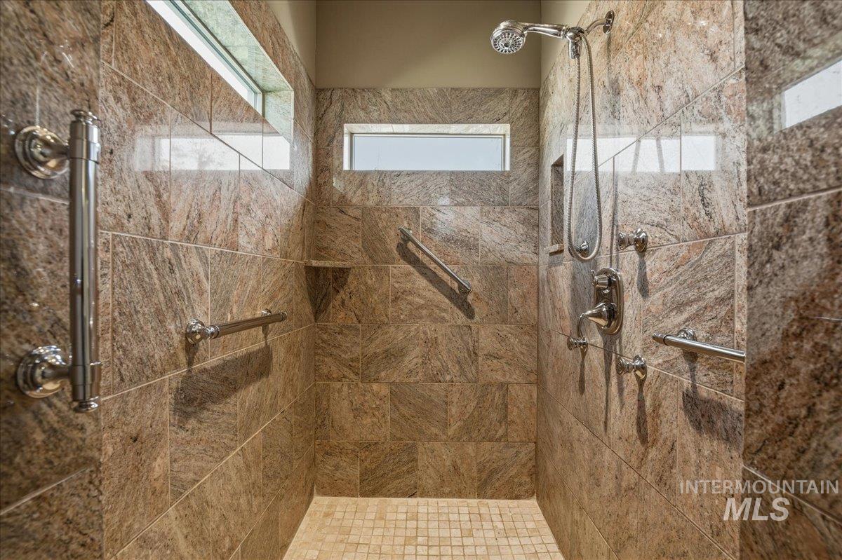1387 N Colline Bello Way Property Photo 19