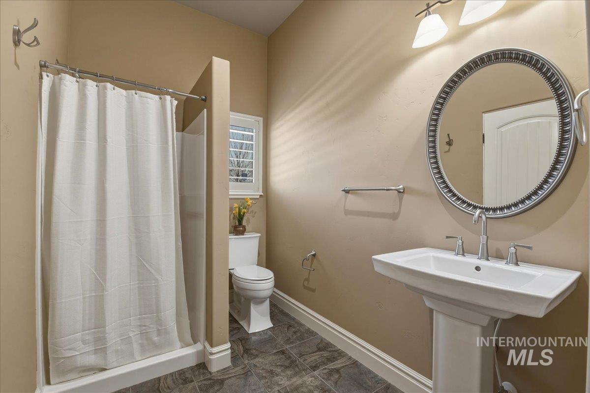 1387 N Colline Bello Way Property Photo 32