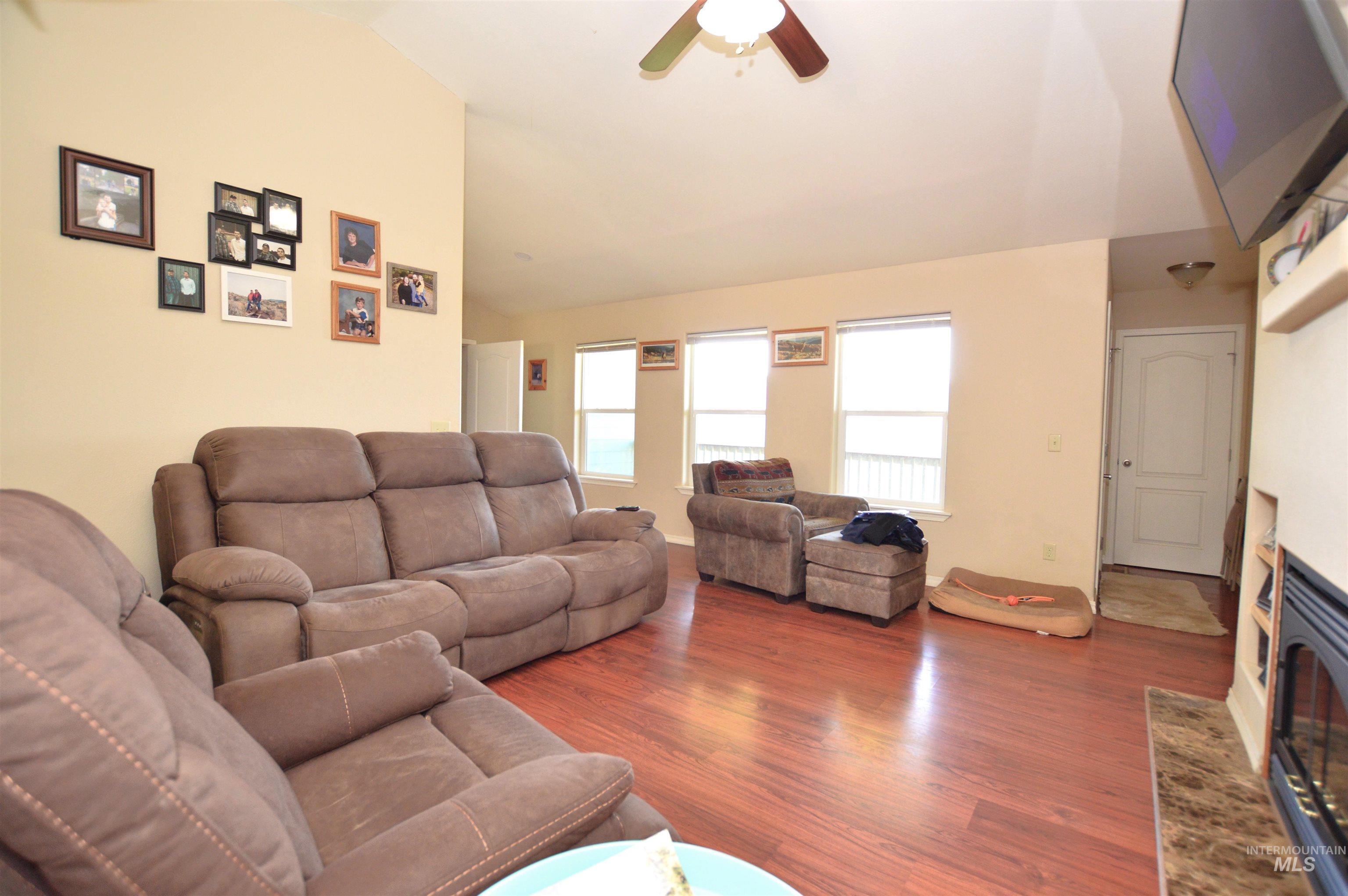 268 Mattoon Rd Property Photo 10