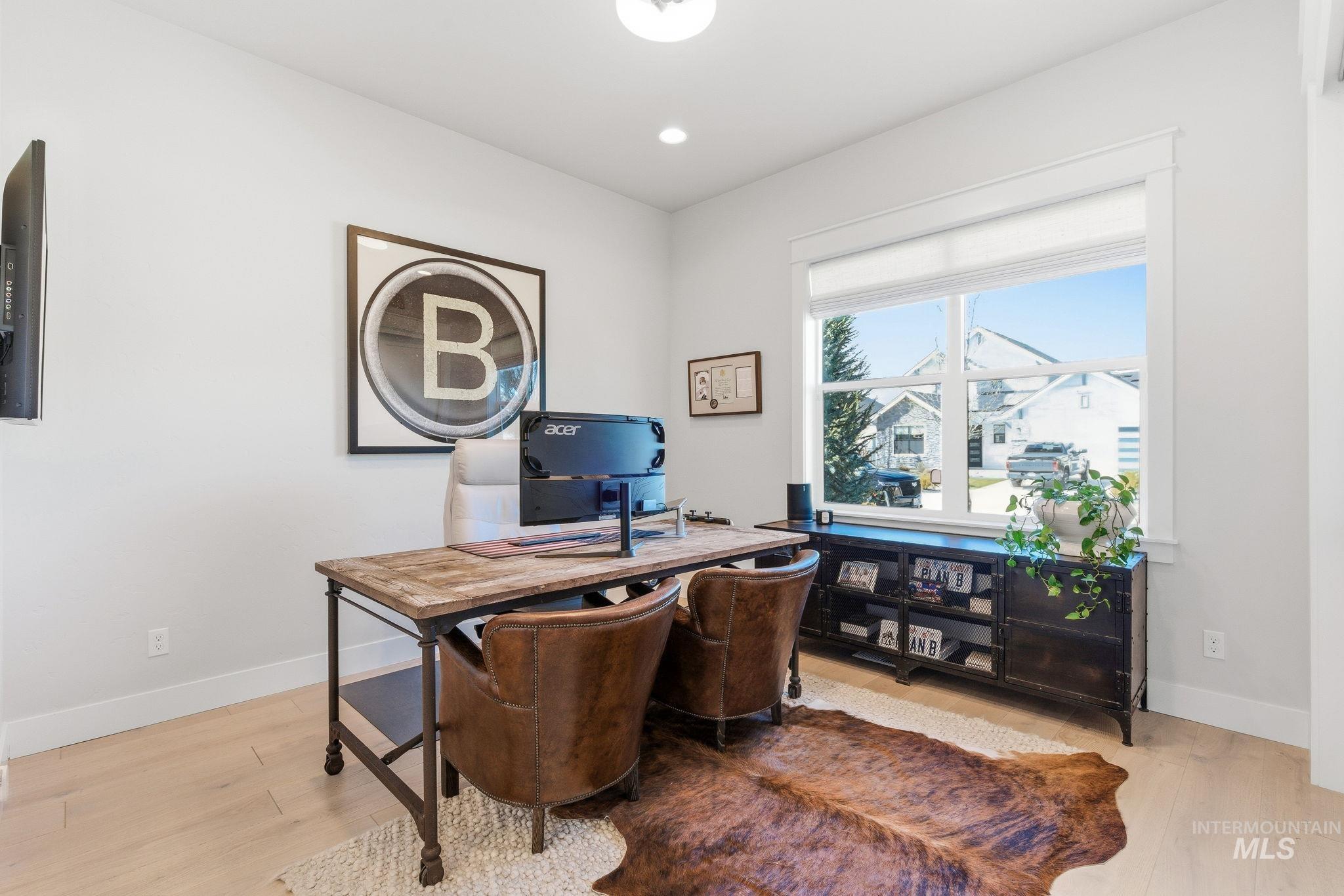 7703 W Corinthia St Property Photo 17