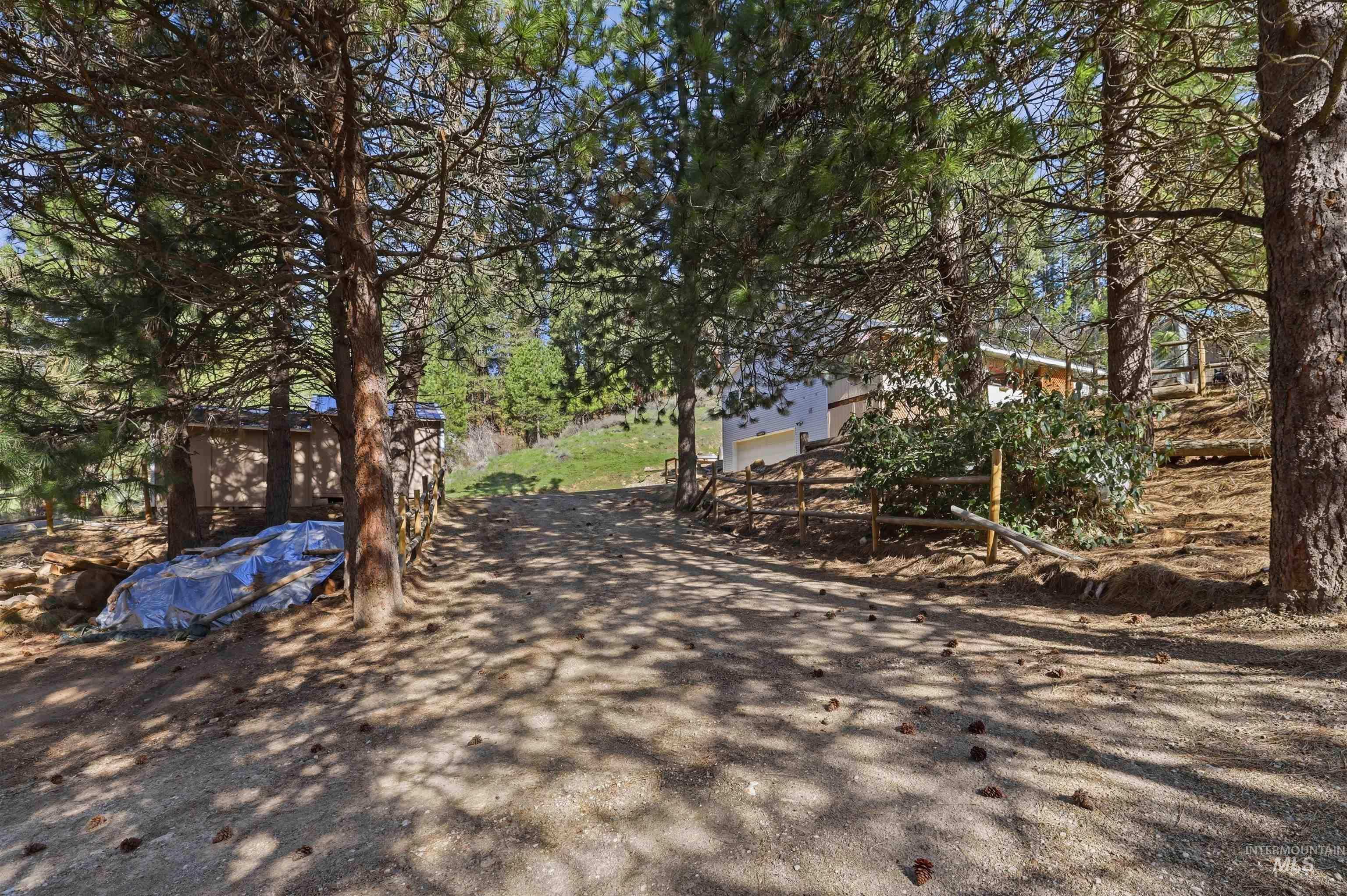 95 Johnson Creek Rd Property Photo 6