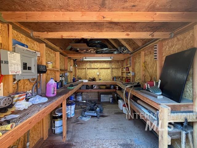 227 Mcleod Ln Property Photo 16