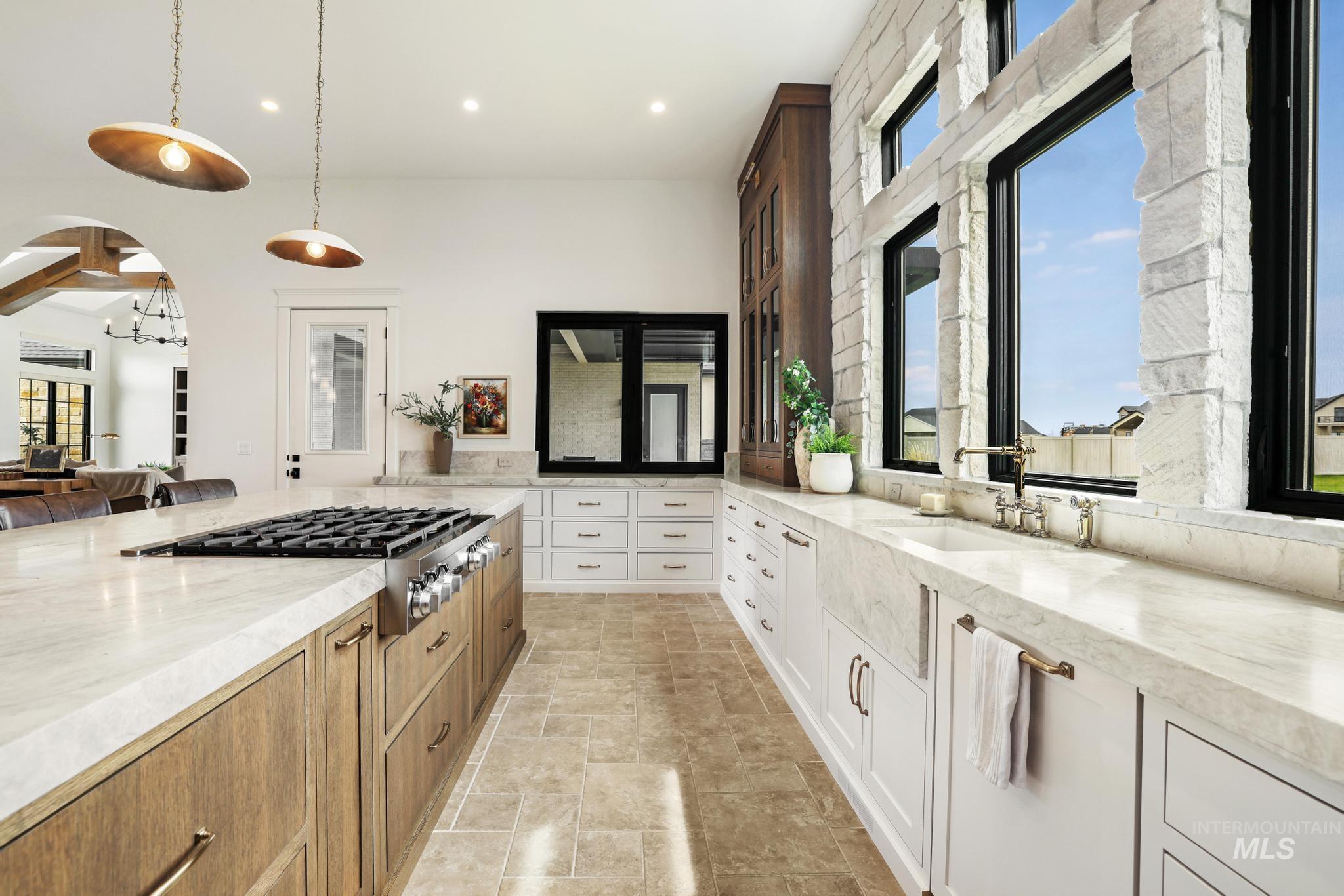 4255 N 2754 E Property Photo 7