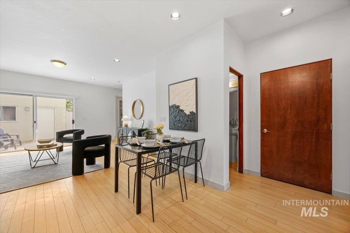 925 Iowa Property Photo 9