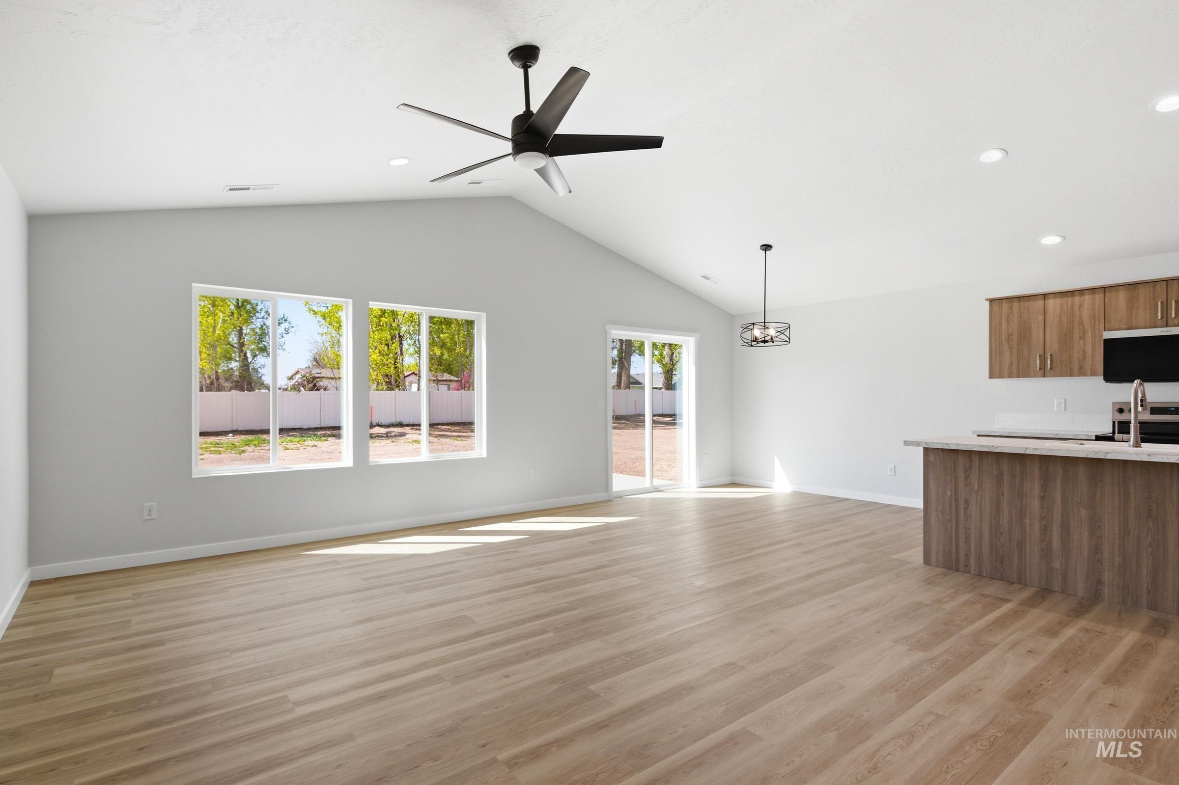 511 Pine St Property Photo 11