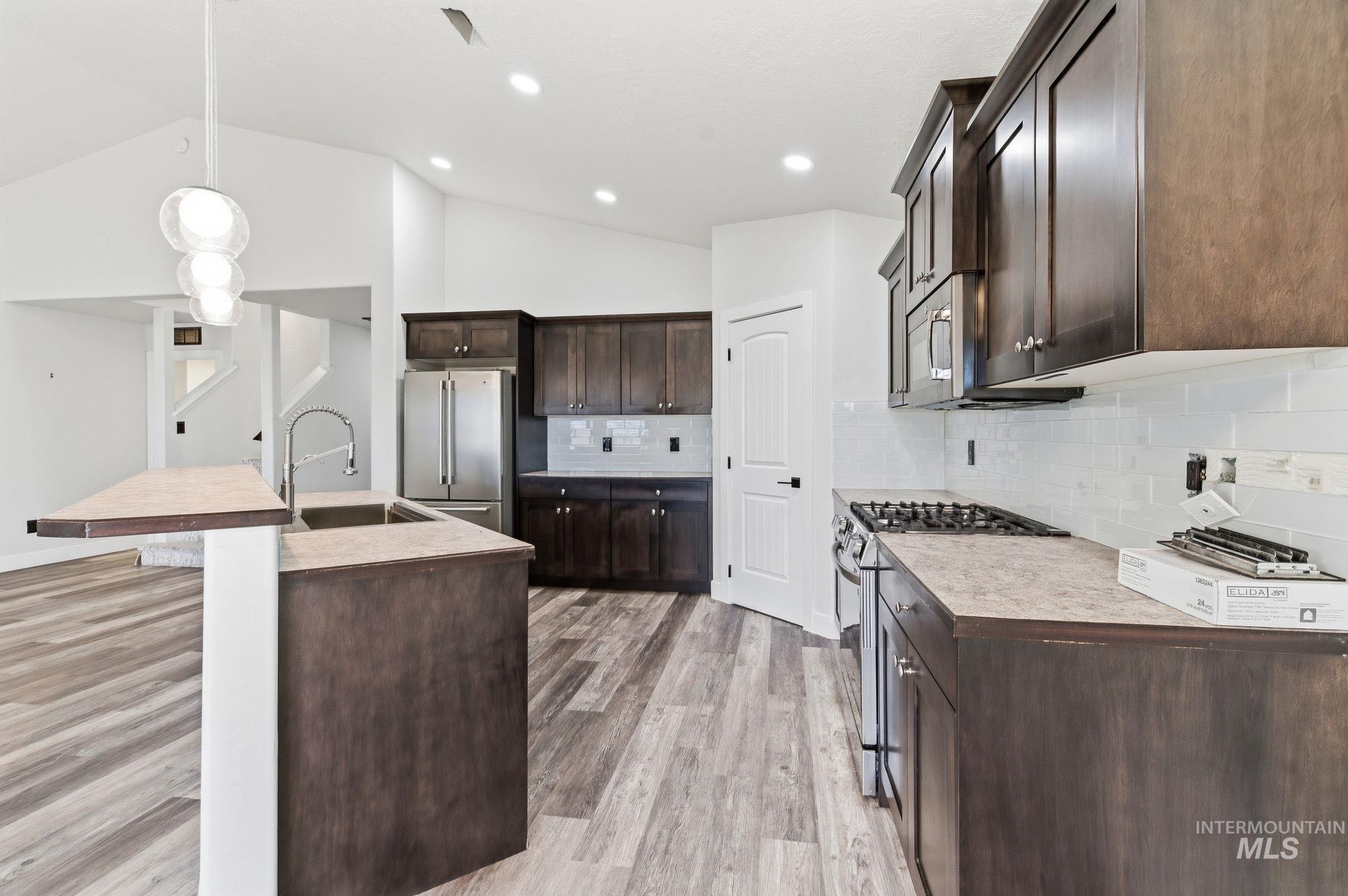 60 N Luke Loop Property Photo 15