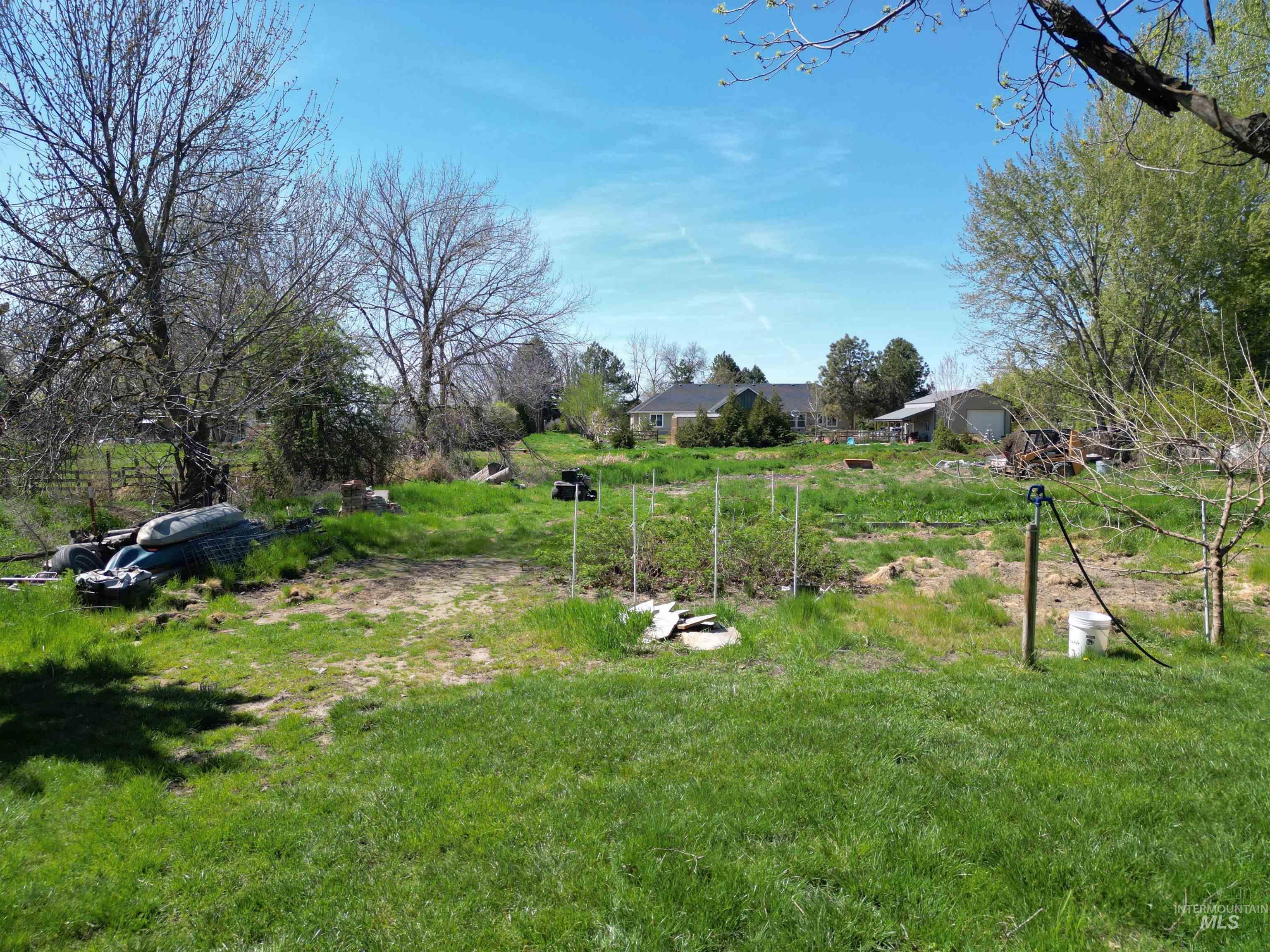221 N Union St. Property Photo 3