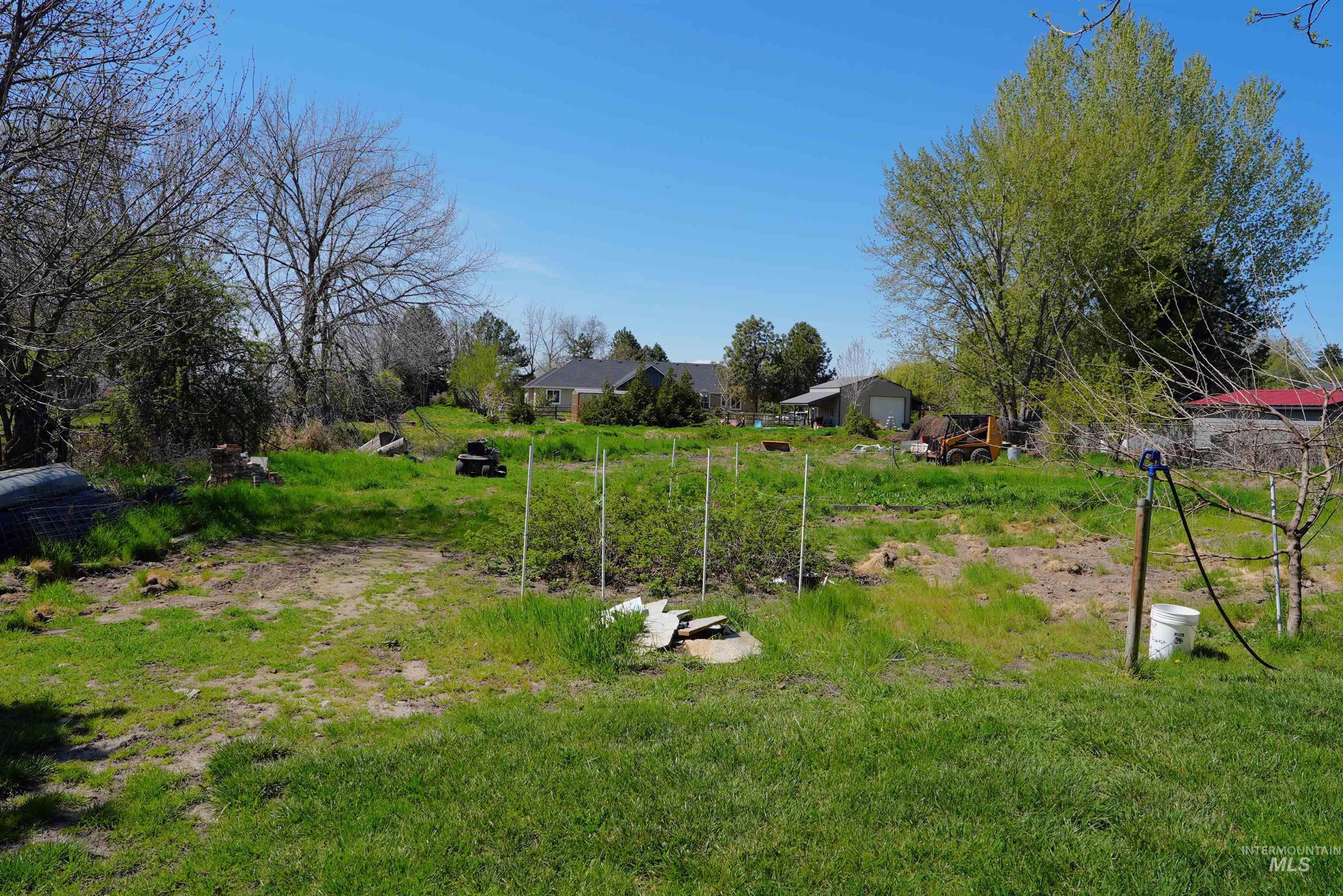 221 N Union St. Property Photo 8