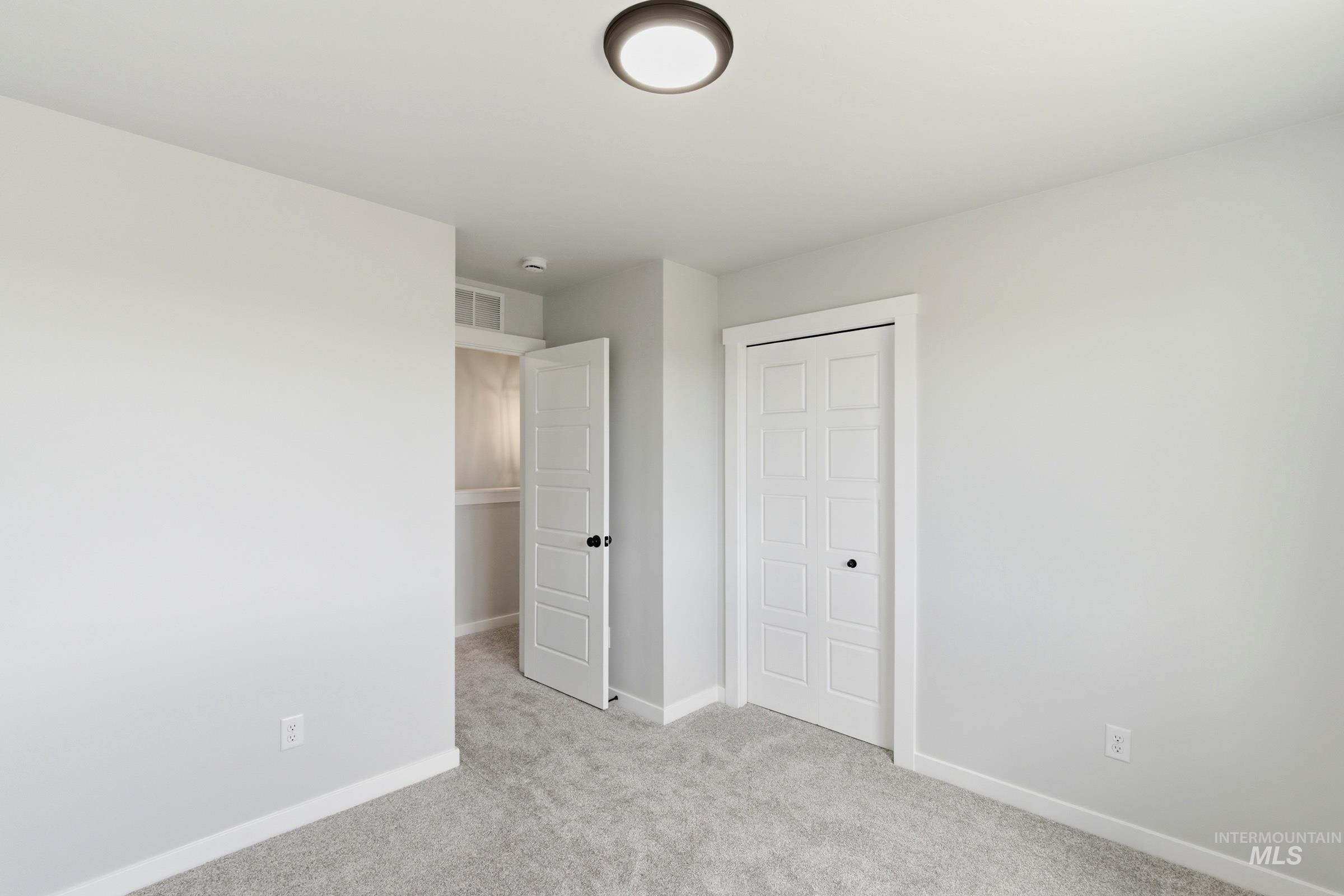 2138 S Border Way Property Photo 17