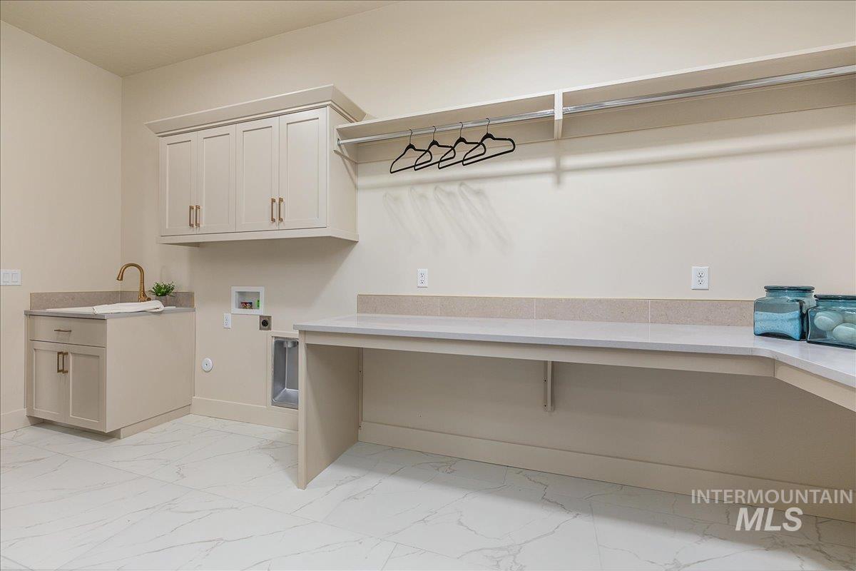 27447 Iron Horse Property Photo 31