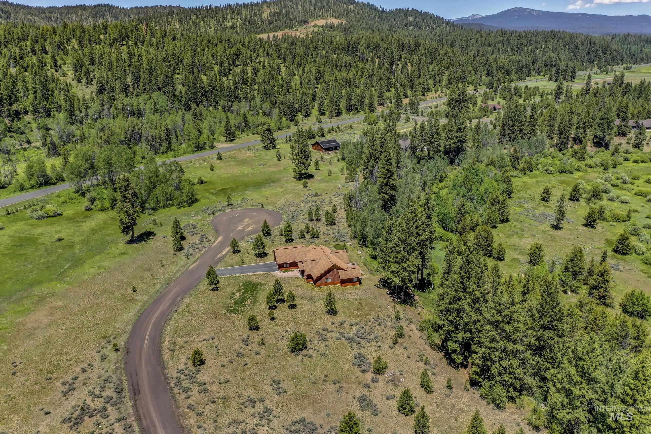 8 Targhee Court Property Photo 34
