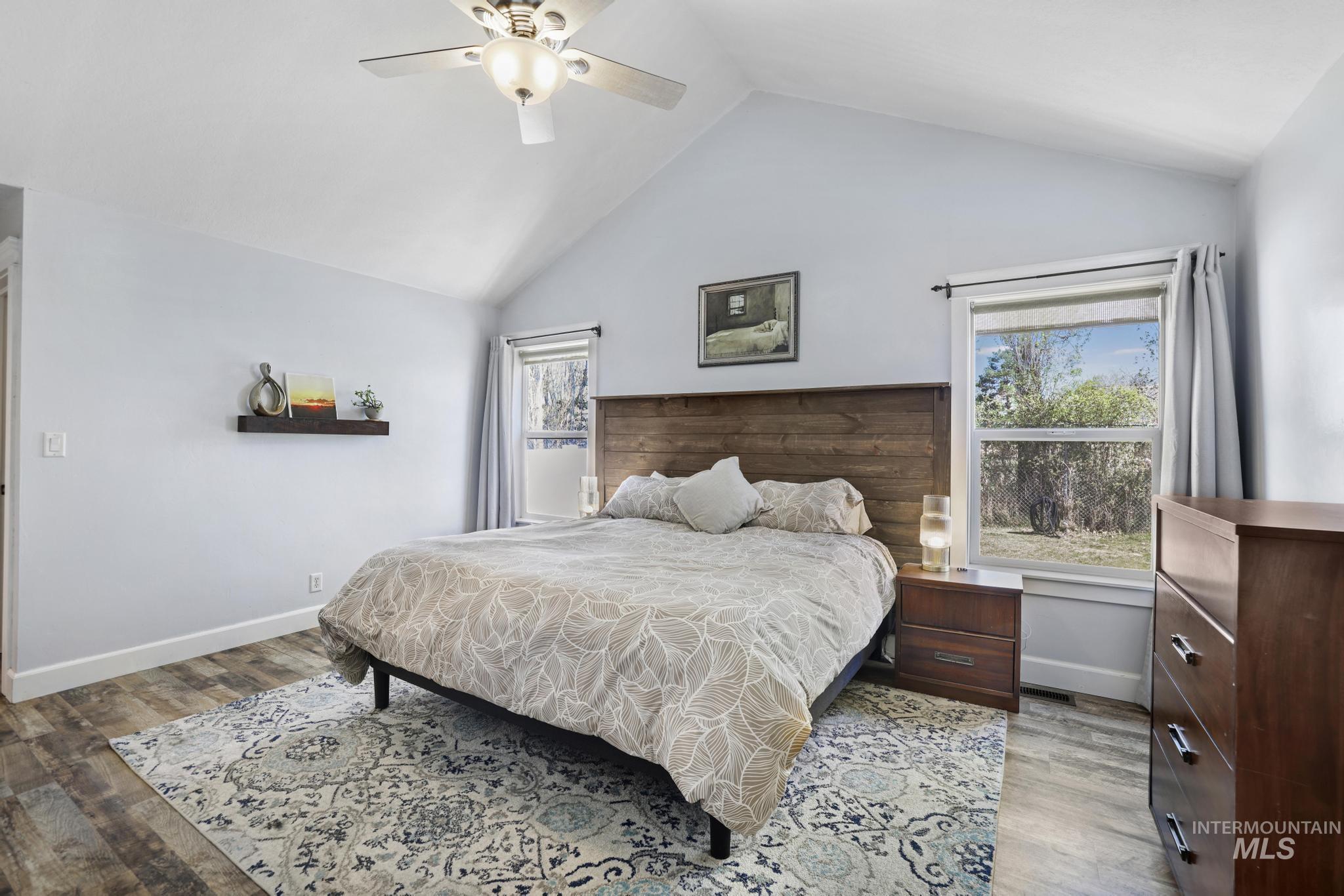 1111 Cole St Property Photo 18