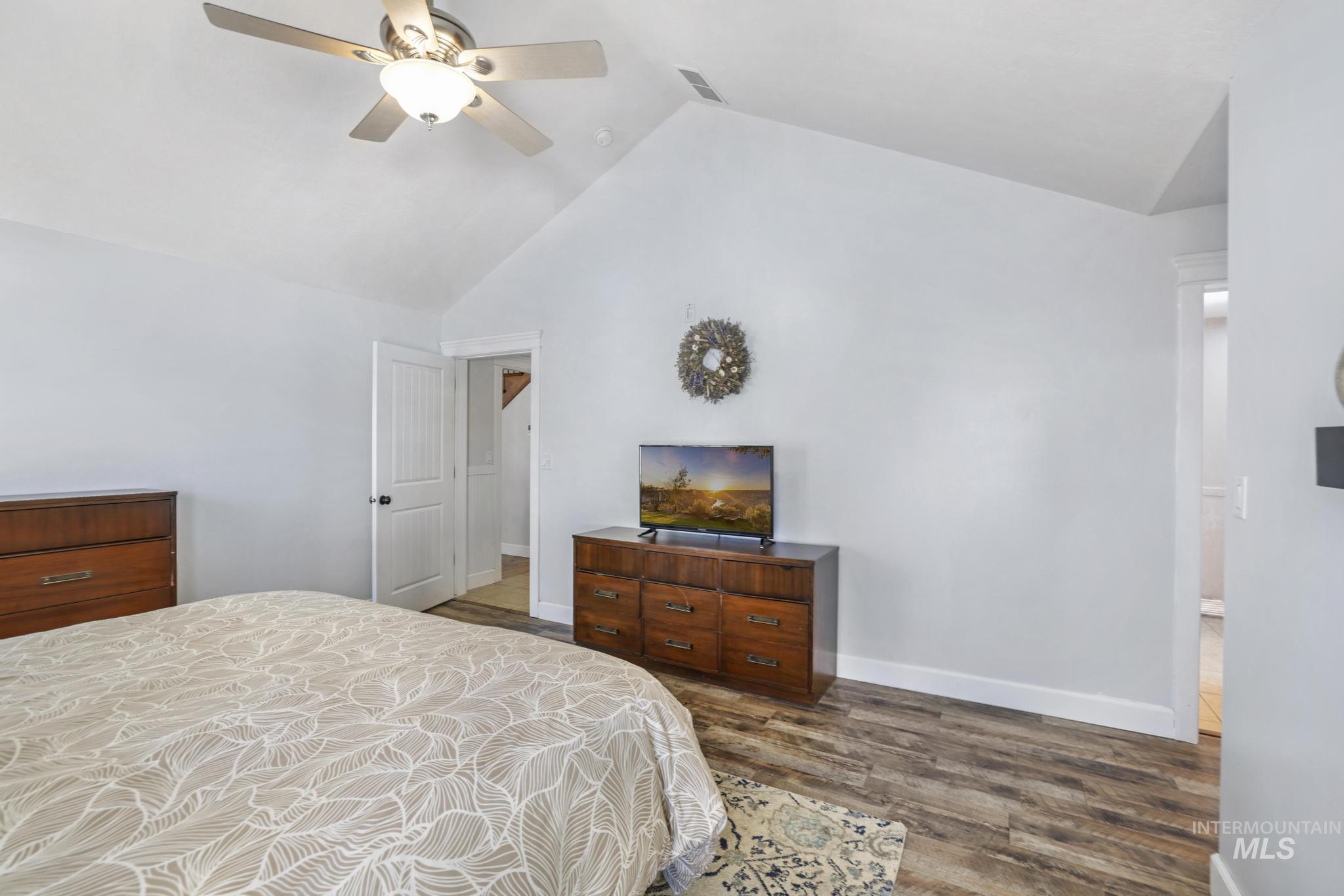 1111 Cole St Property Photo 20