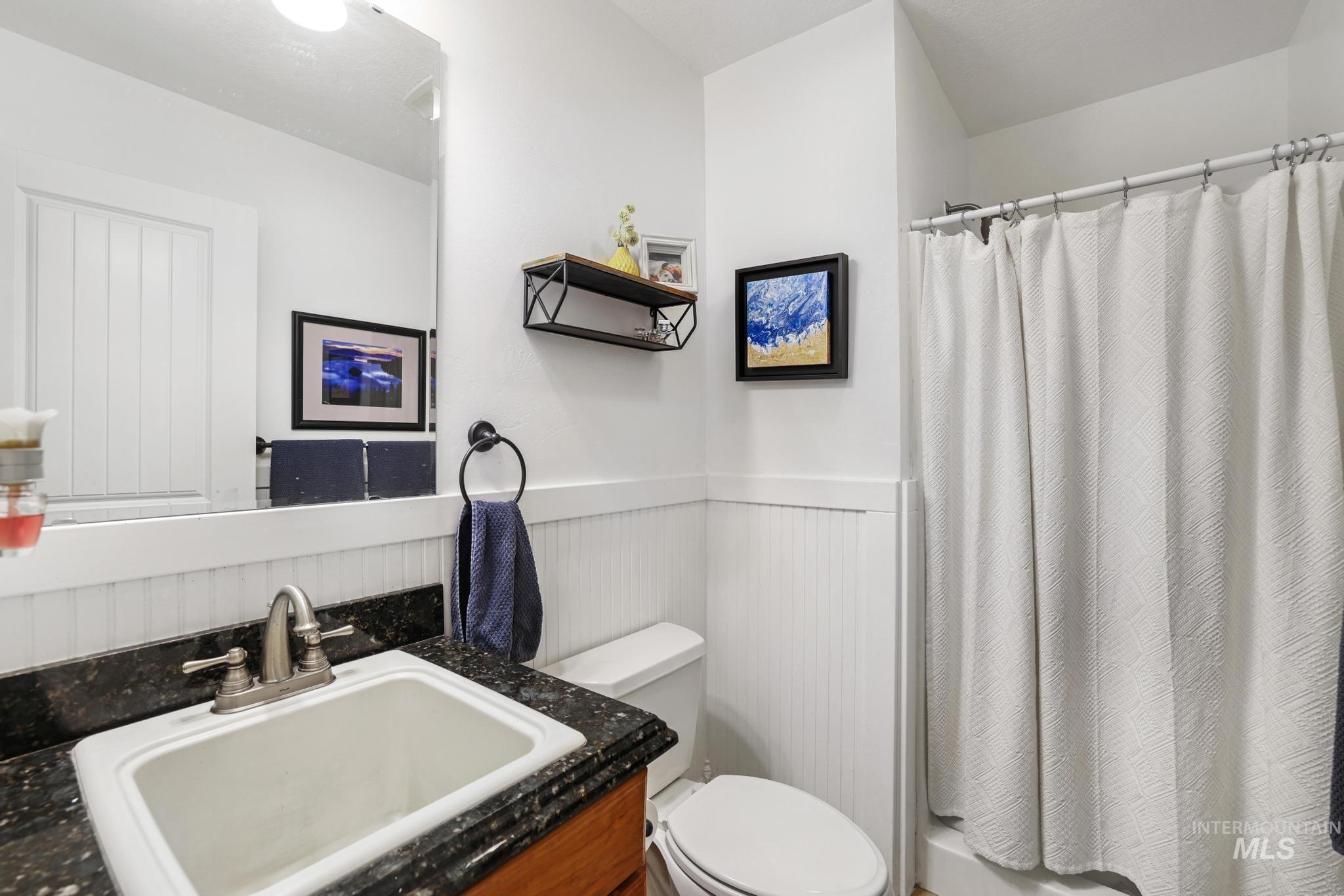 1111 Cole St Property Photo 25