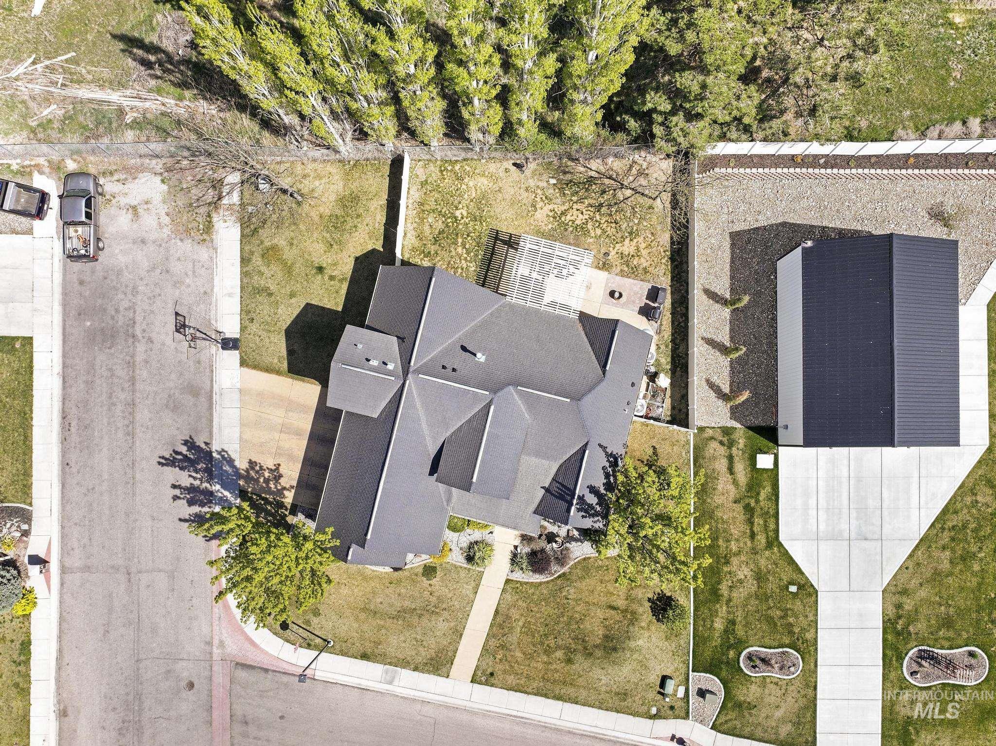 1111 Cole St Property Photo 44