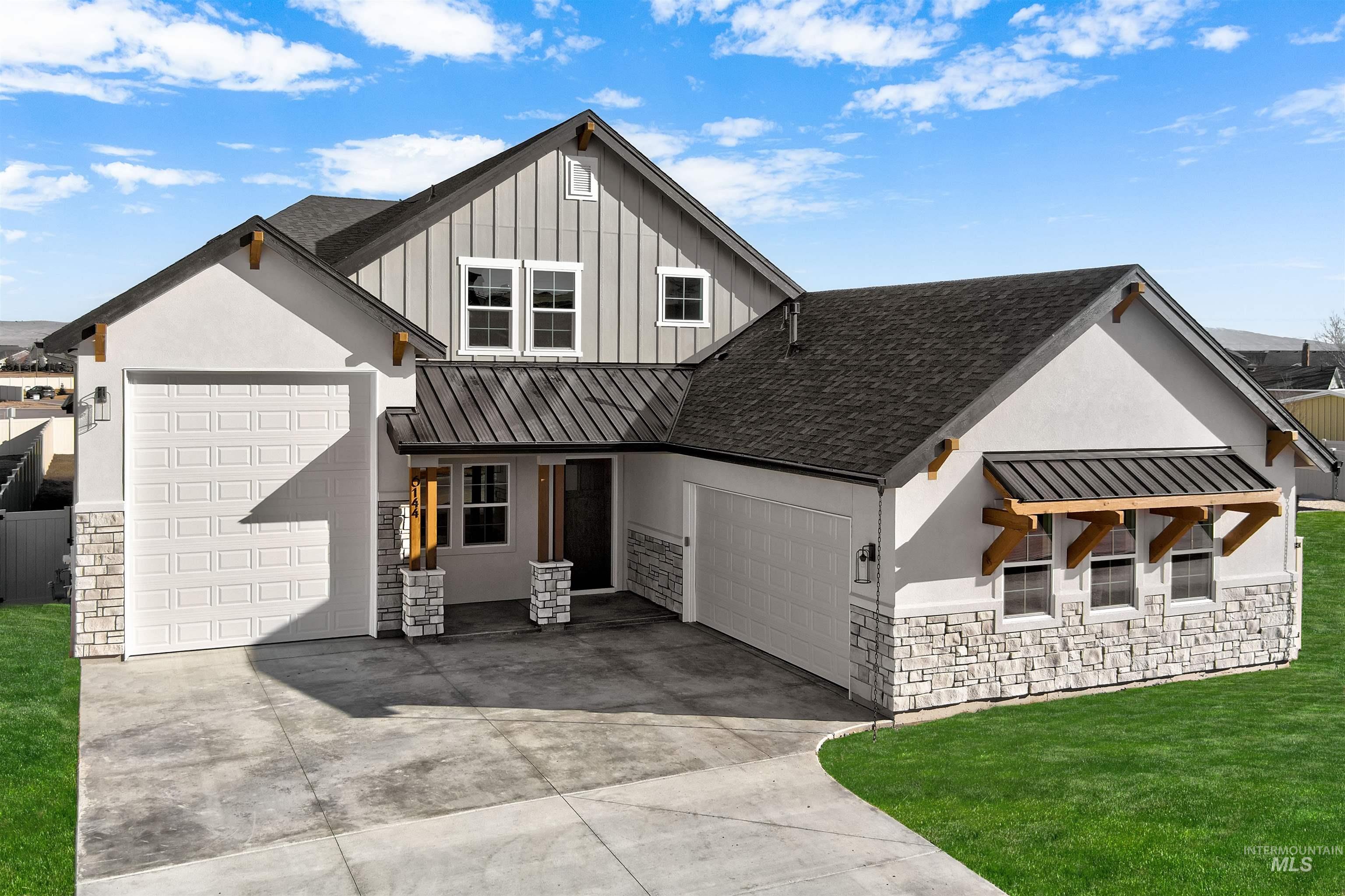 6961 Saddle Bred Way Property Photo 1
