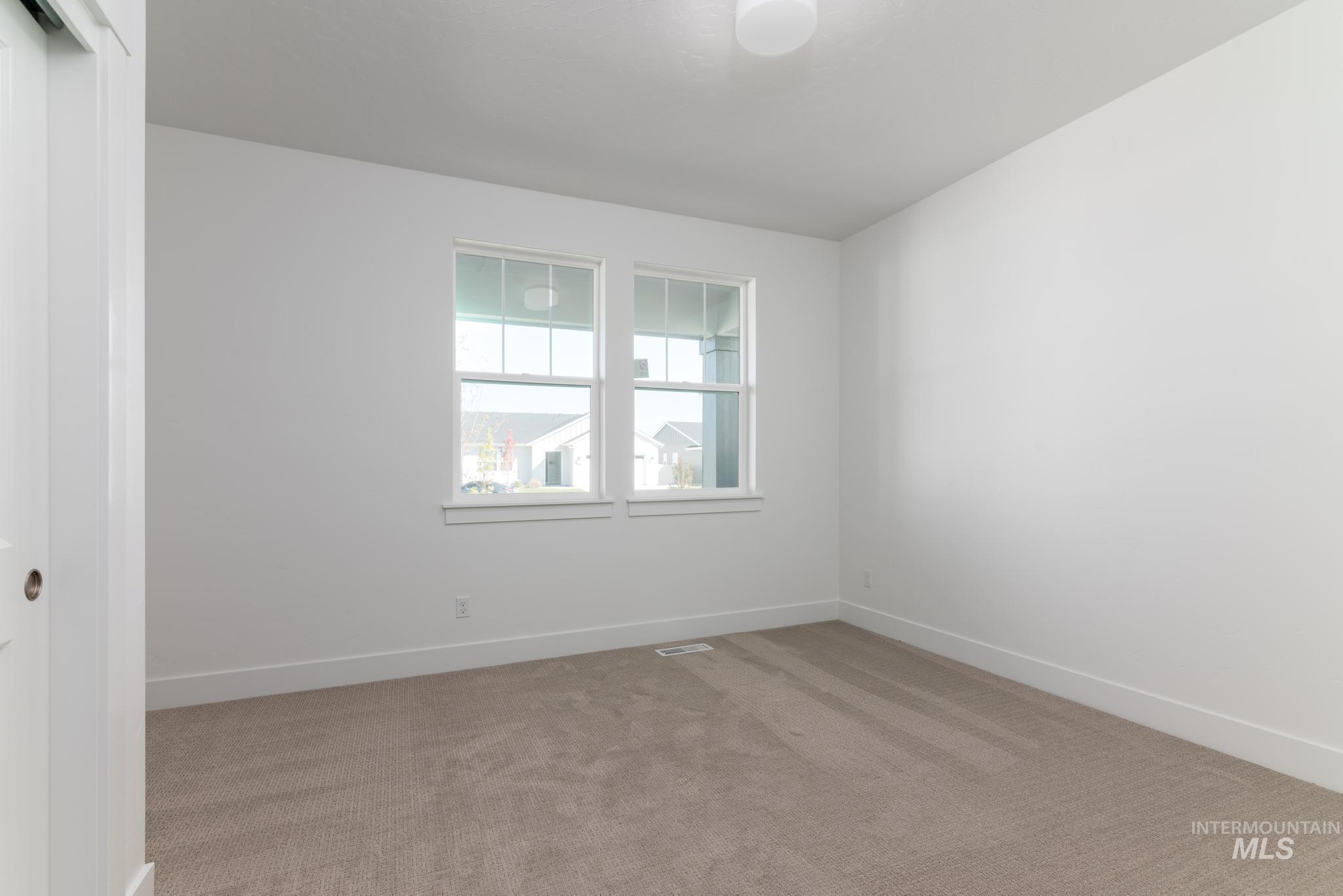9031 W Tamworth Dr Property Photo 15