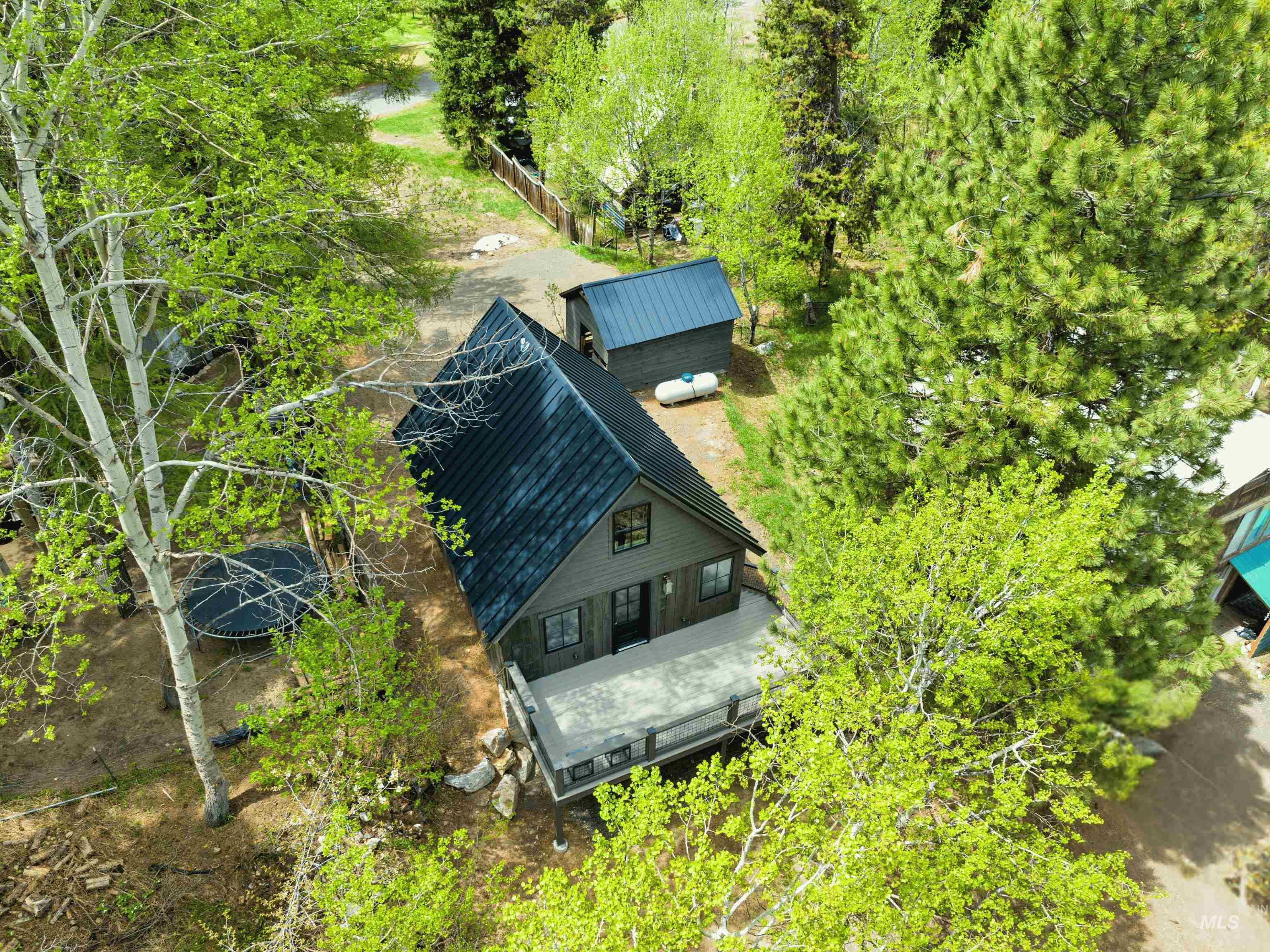 1241 Herrick St Property Photo 34