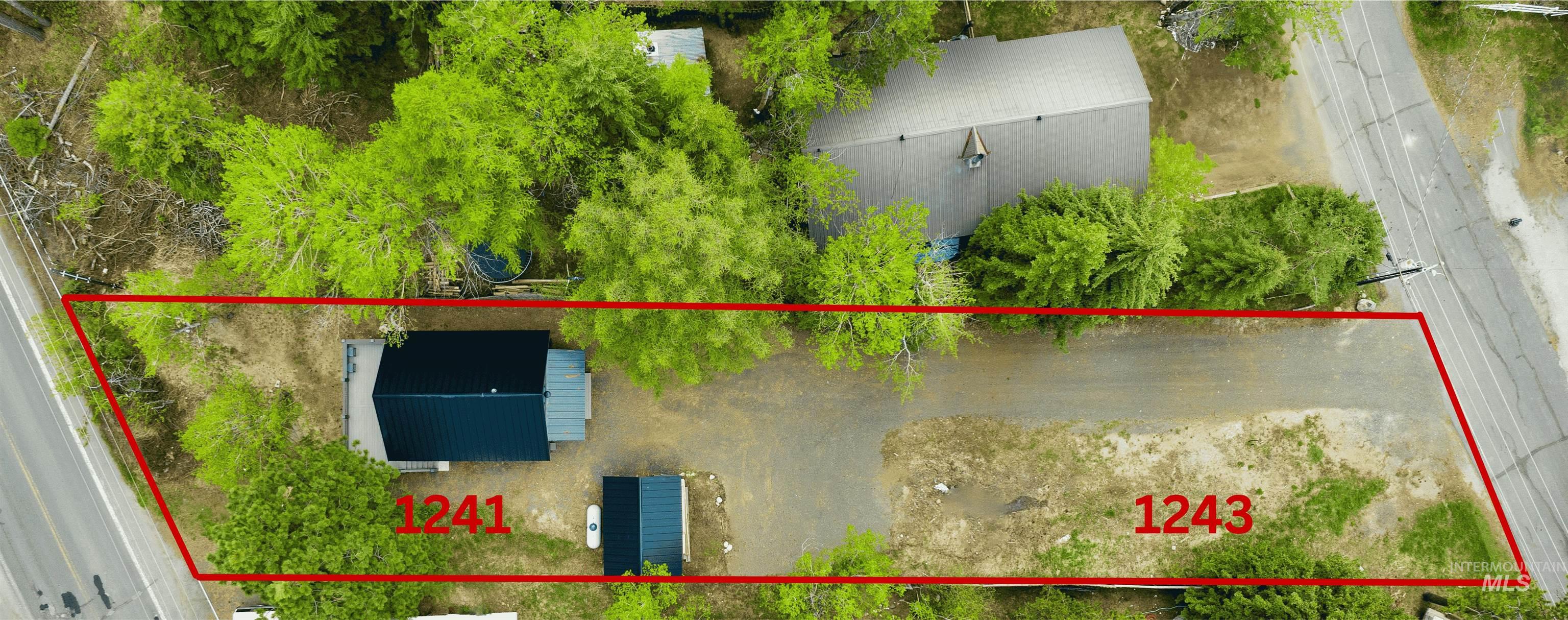 1241 Herrick St Property Photo 36