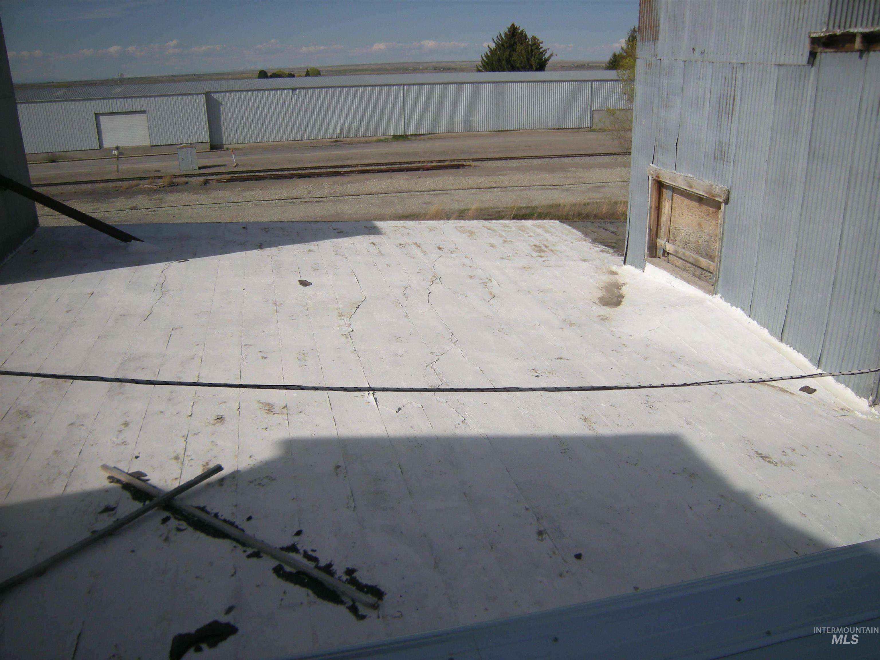 Appr. 400 Railroad St Property Photo 29