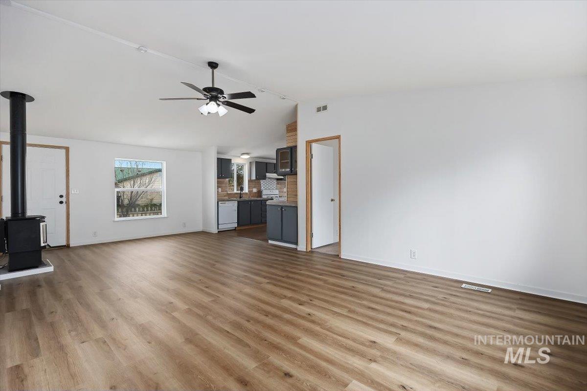 932 5th Property Photo 15