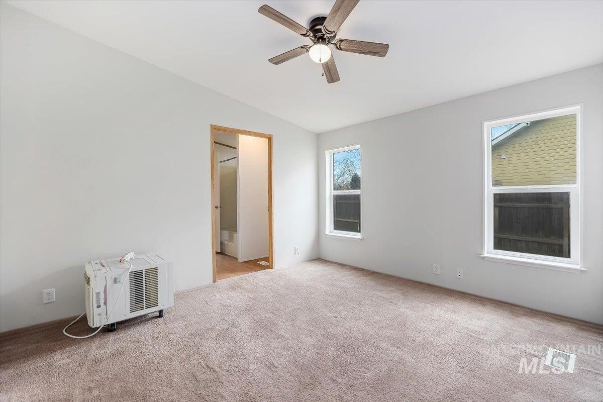932 5th Property Photo 17